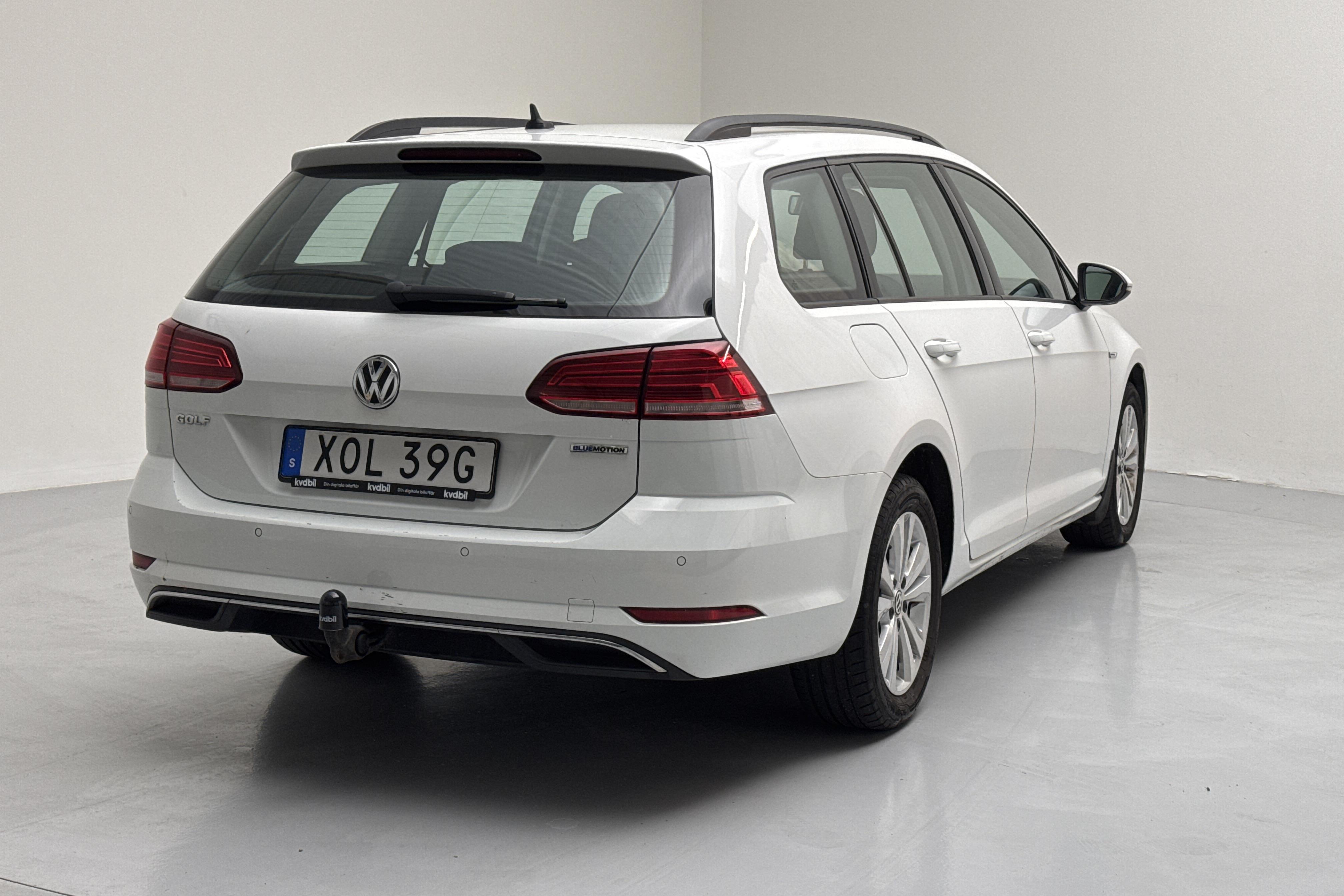 VW Golf VII 1.5 TGI Sportscombi (130hk) - 5 183 mil - Manuell - vit - 2019