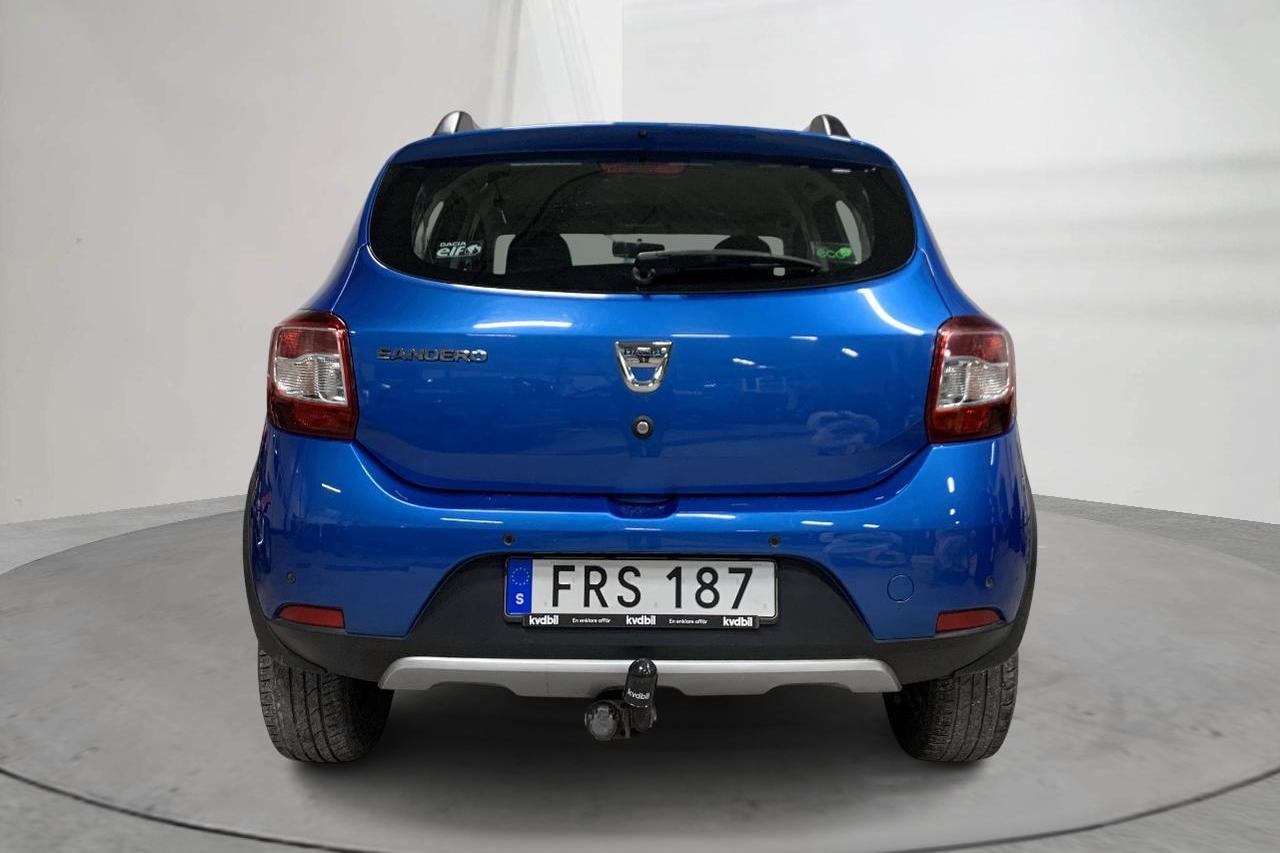 Dacia Sandero 0.9 TCe Stepway (90hk) - 179 620 km - Käsitsi - Light Blue - 2015