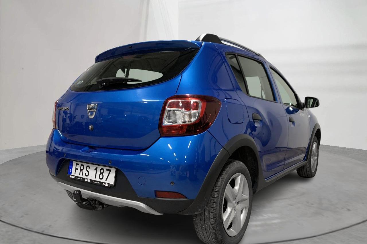 Dacia Sandero 0.9 TCe Stepway (90hk) - 179 620 km - Manuaalinen - Light Blue - 2015