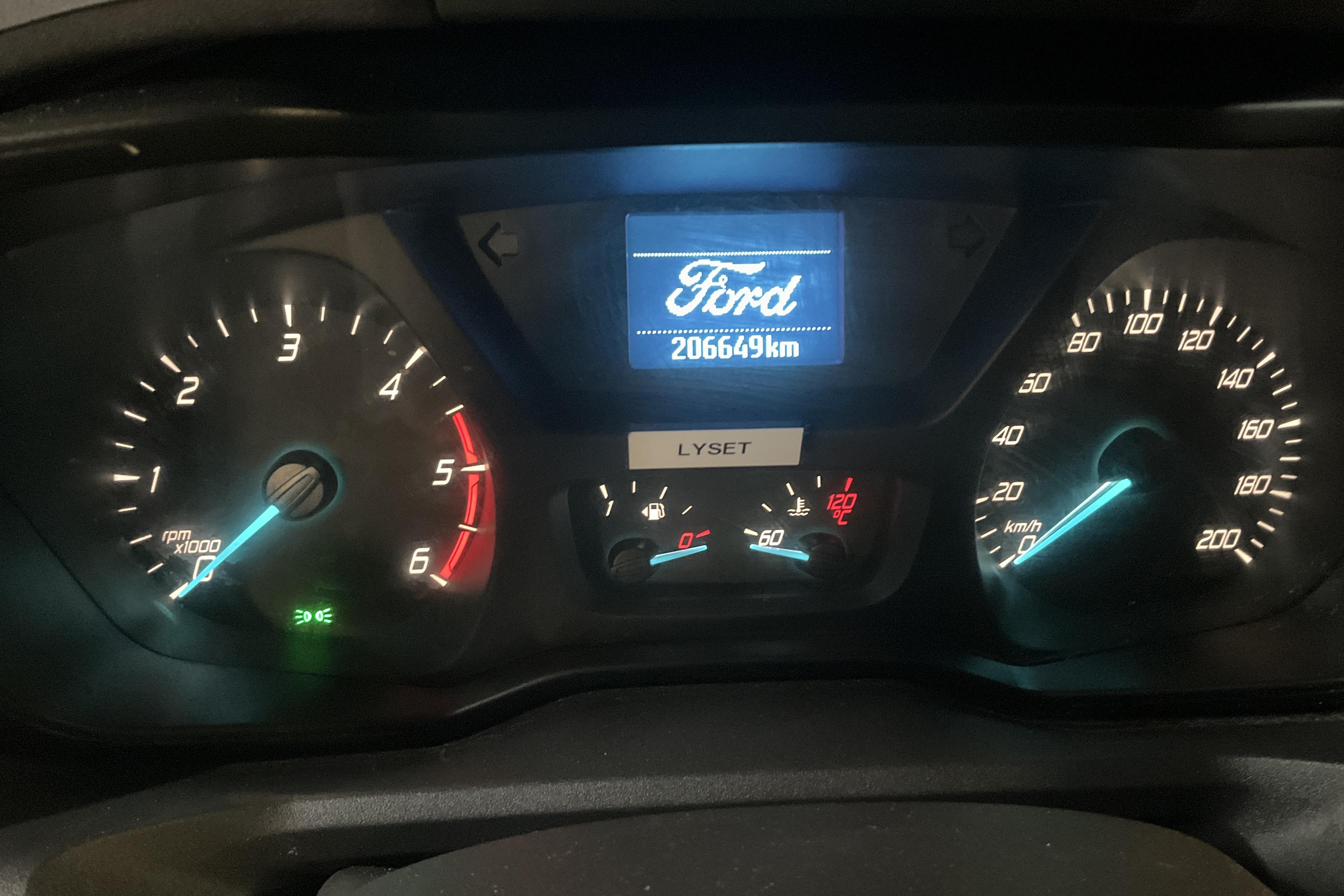 Ford Transit Custom 300 (125hk) - 206 640 km - Manuaalinen - valkoinen - 2015