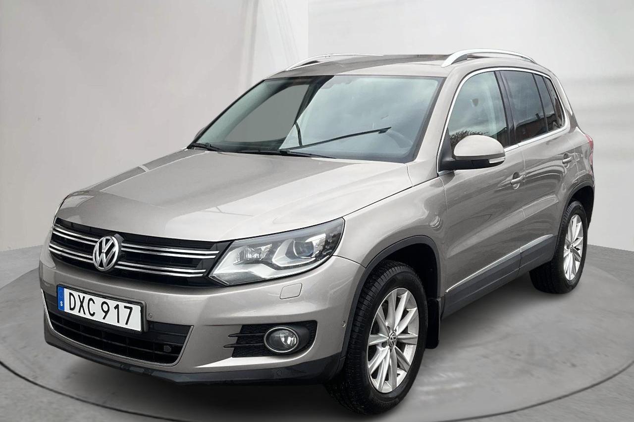 VW Tiguan 2.0 TDI 4MOTION BlueMotion Technology (140hk) - 170 180 km - Automaattinen - Light Grey - 2012