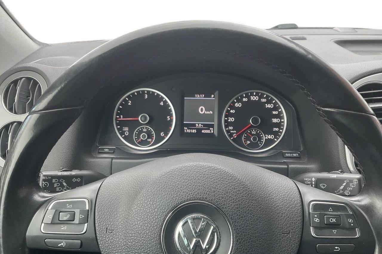 VW Tiguan 2.0 TDI 4MOTION BlueMotion Technology (140hk) - 170 180 km - Automatic - Light Grey - 2012