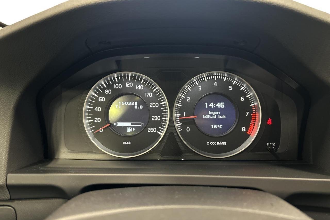 Volvo V60 T3 (150hk) - 150 330 km - Manualna - czarny - 2012