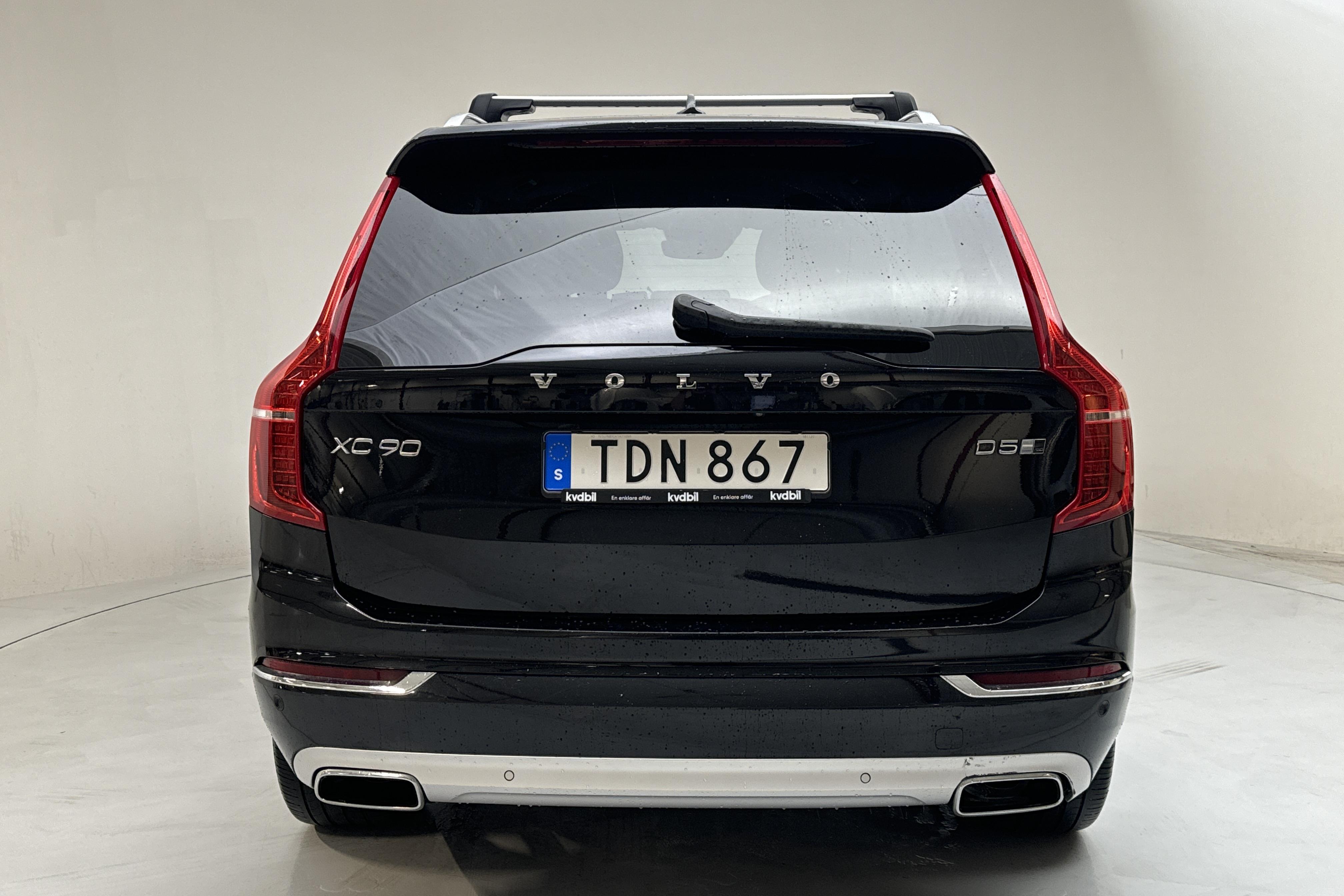 Volvo XC90 D5 AWD (235hk) - 120 130 km - Automaattinen - musta - 2019