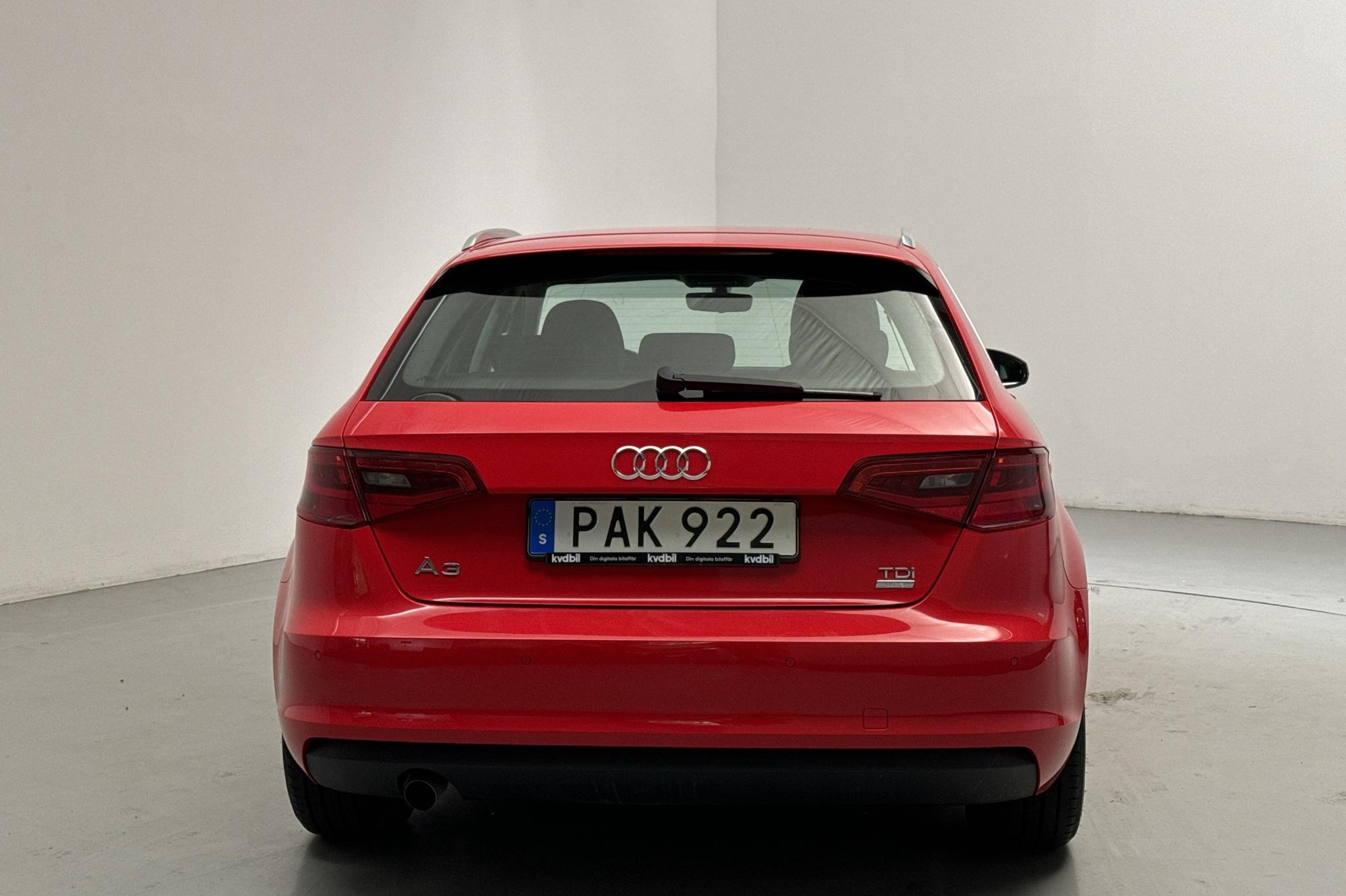 Audi A3 1.6 TDI Sportback (110hk) - 117 940 km - Manual - red - 2016