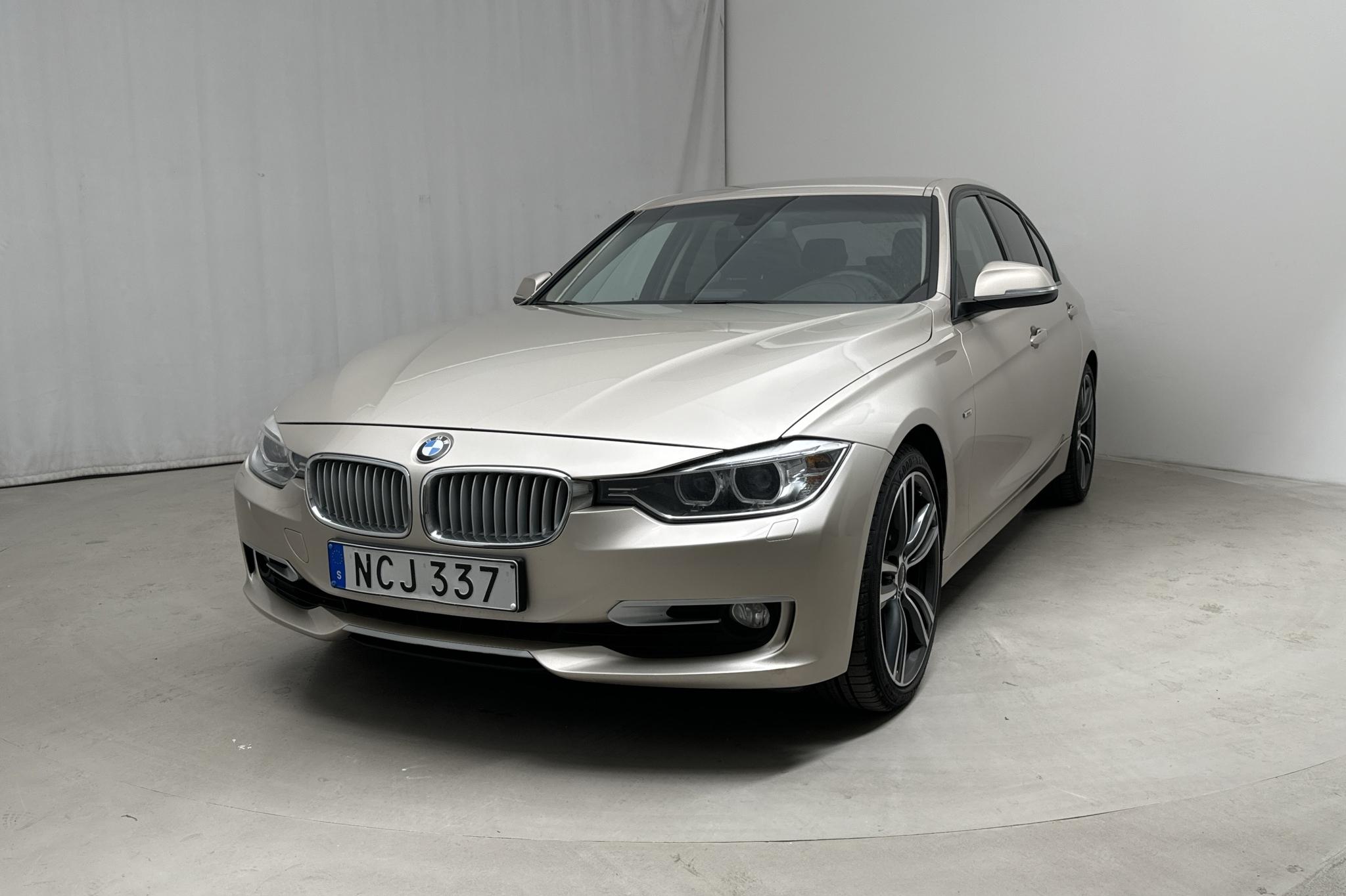 BMW 328i xDrive Sedan, F30 (245hk) - 121 890 km - Manual - silver - 2013