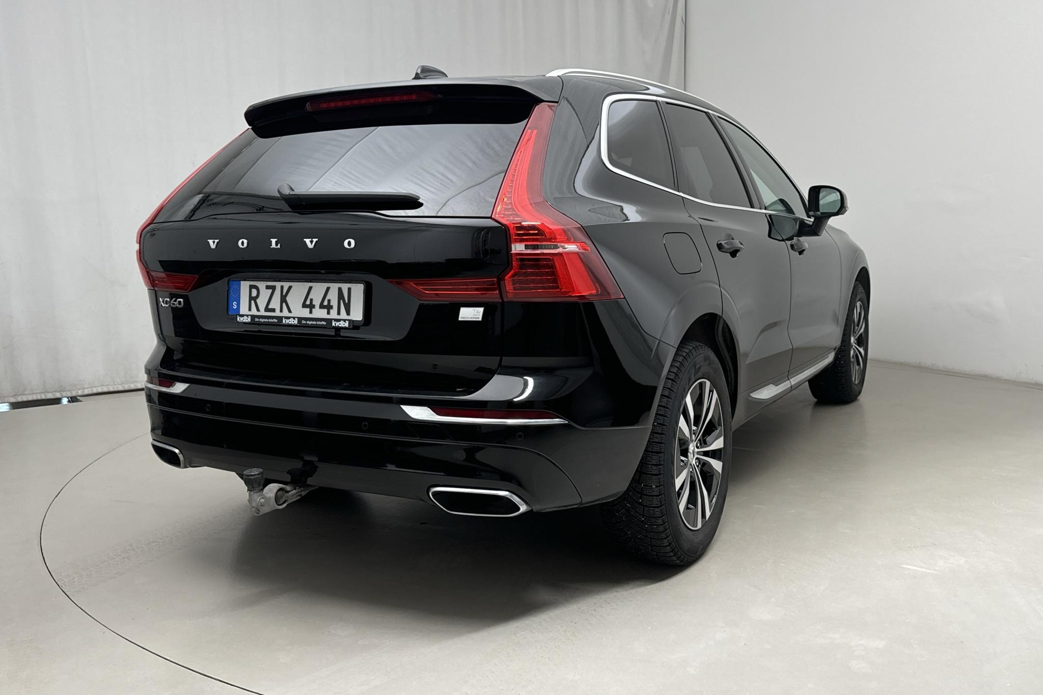 Volvo XC60 T6 AWD Recharge (340hk) - 4 433 mil - Automat - svart - 2021