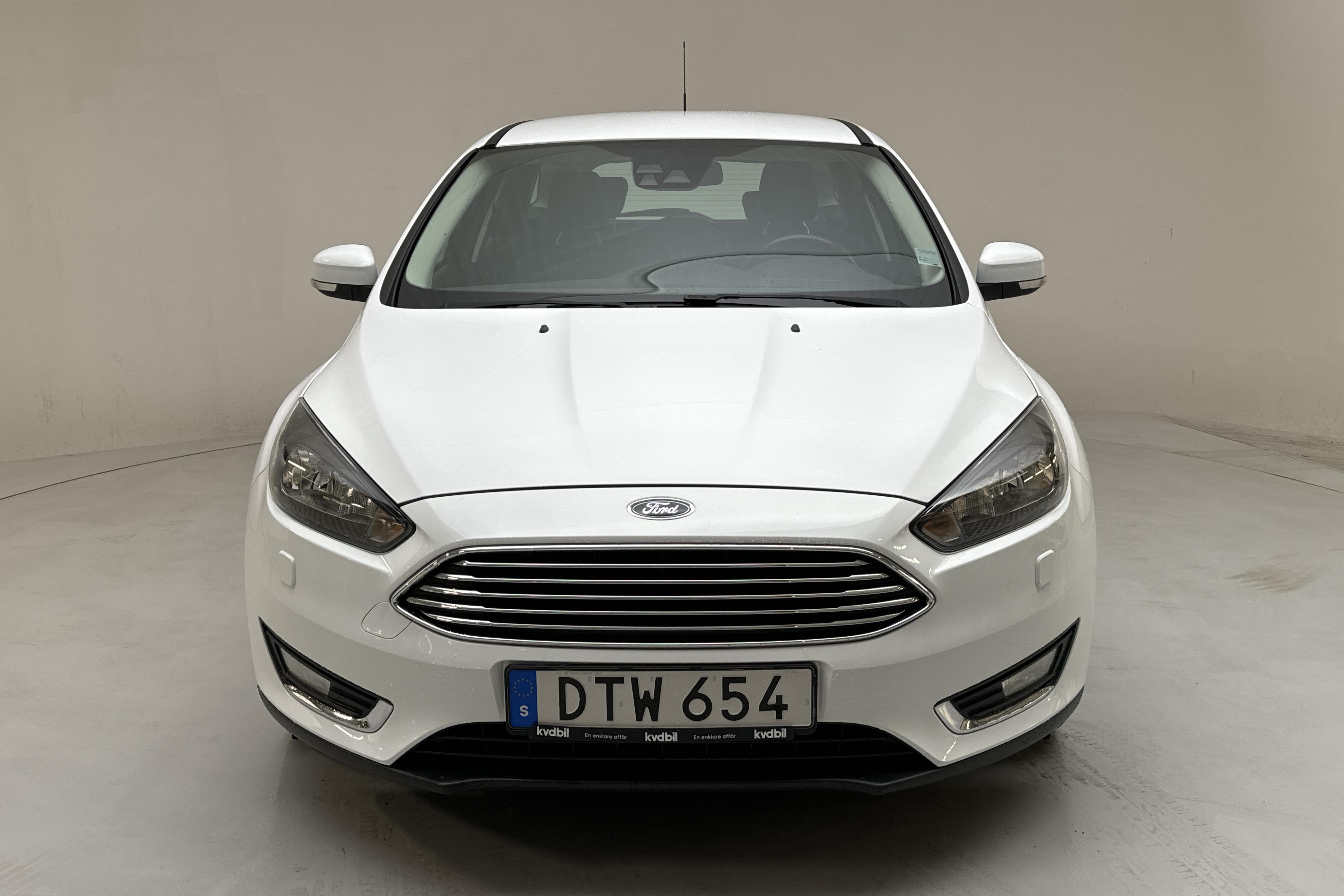 Ford Focus 1.0 EcoBoost Kombi (125hk) - 119 410 km - Käsitsi - valge - 2015