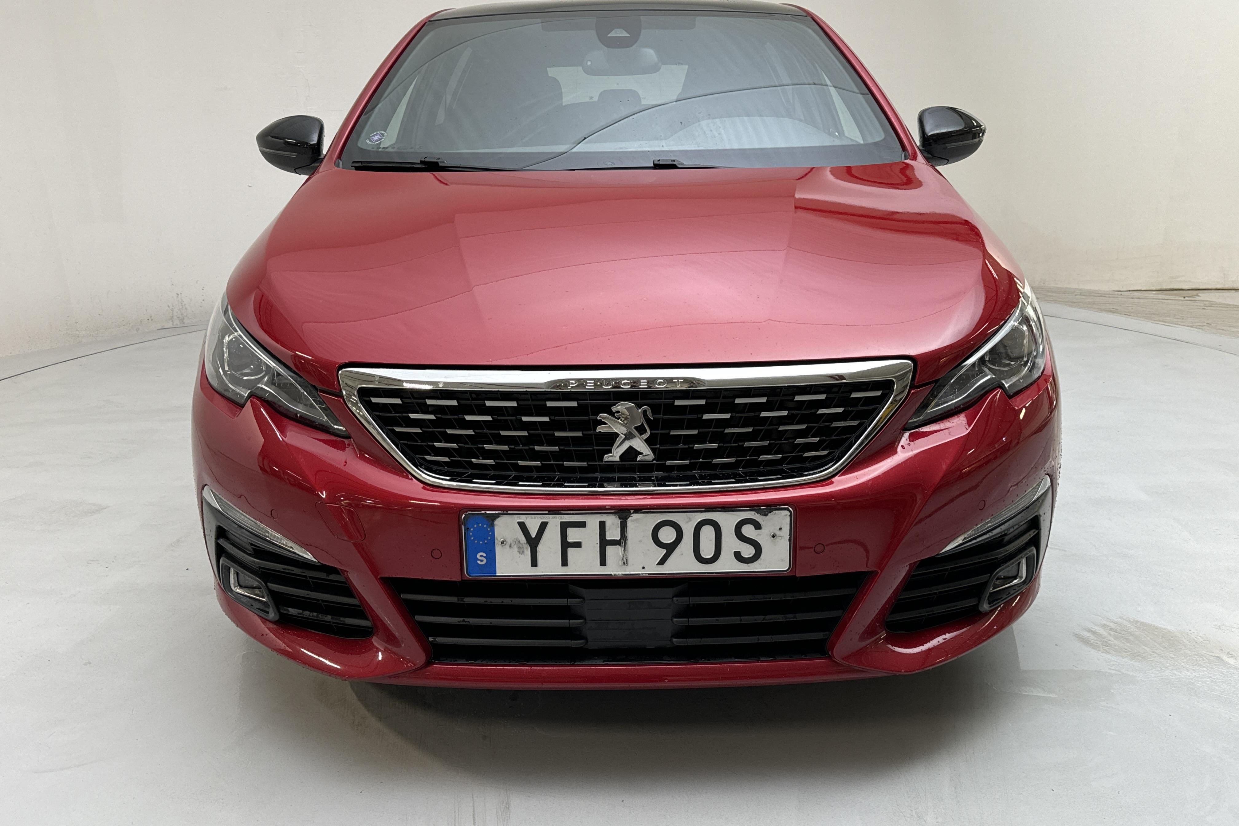 Peugeot 308 BlueHDi 5dr (130hk) - 119 430 km - Automatyczna - czerwony - 2020