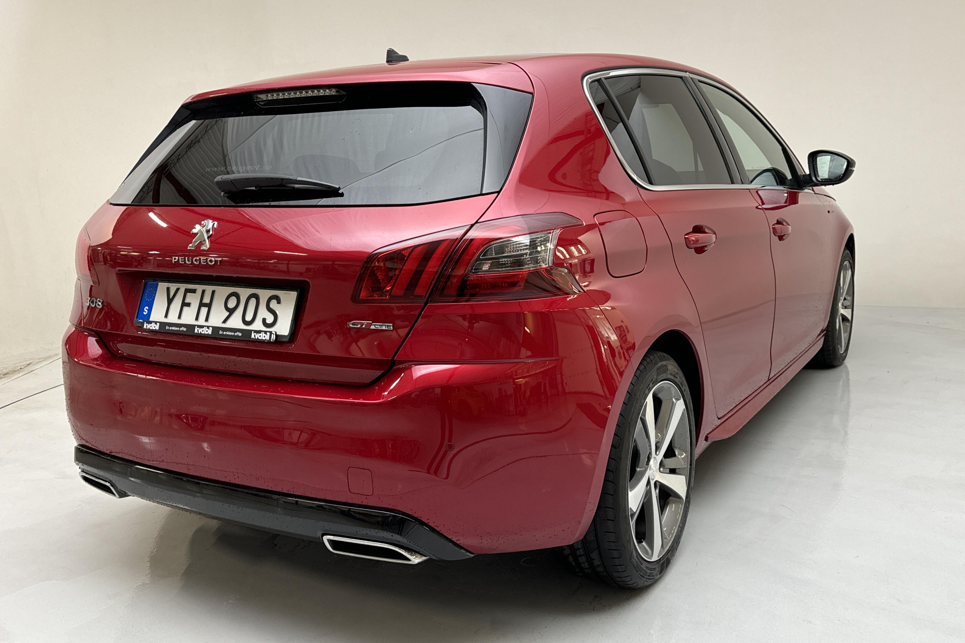 Peugeot 308 BlueHDi 5dr (130hk) - 119 430 km - Automatic - red - 2020