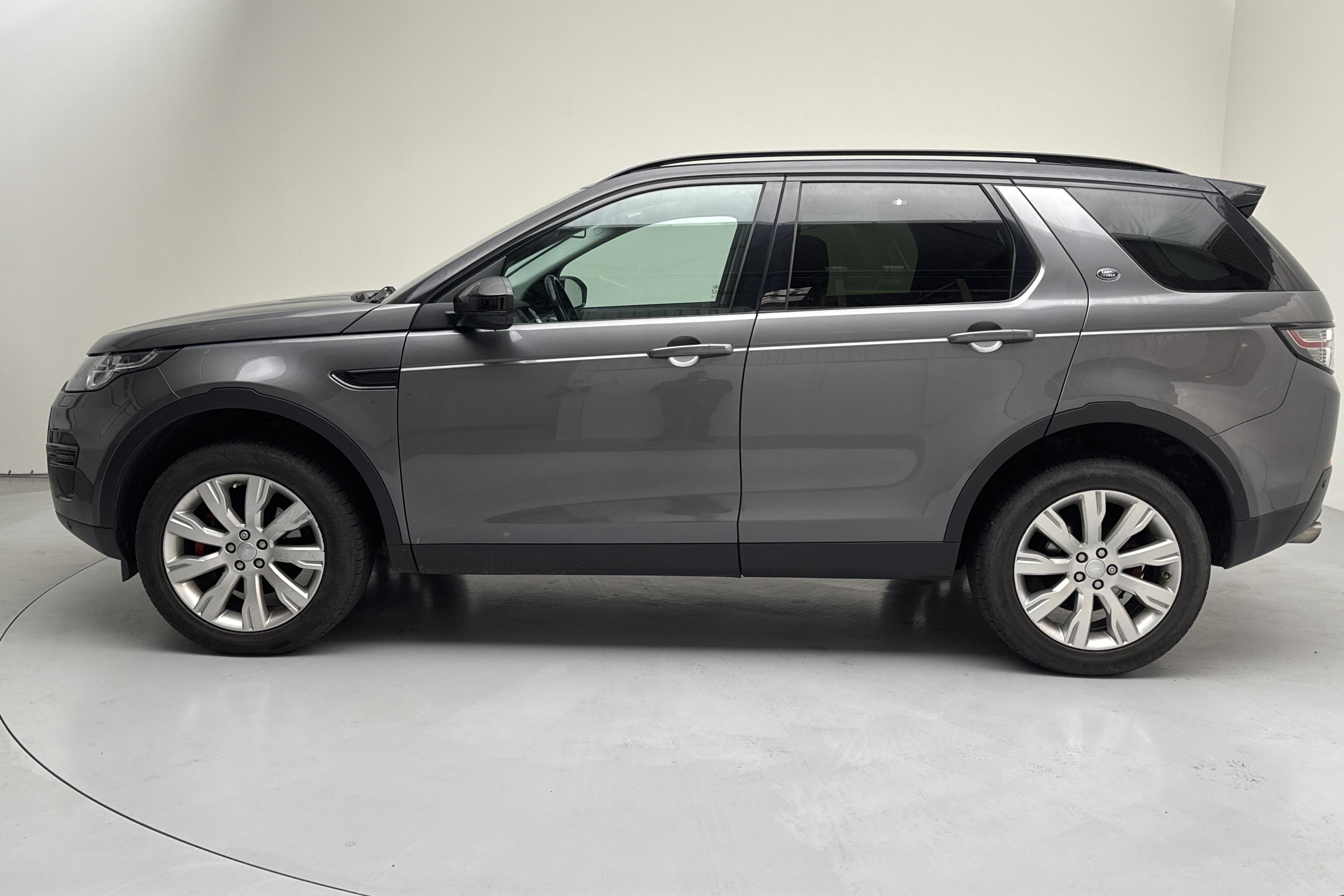 Land Rover Discovery Sport 2.0 TD4 AWD (150hk) - 139 270 km - Automaattinen - harmaa - 2017