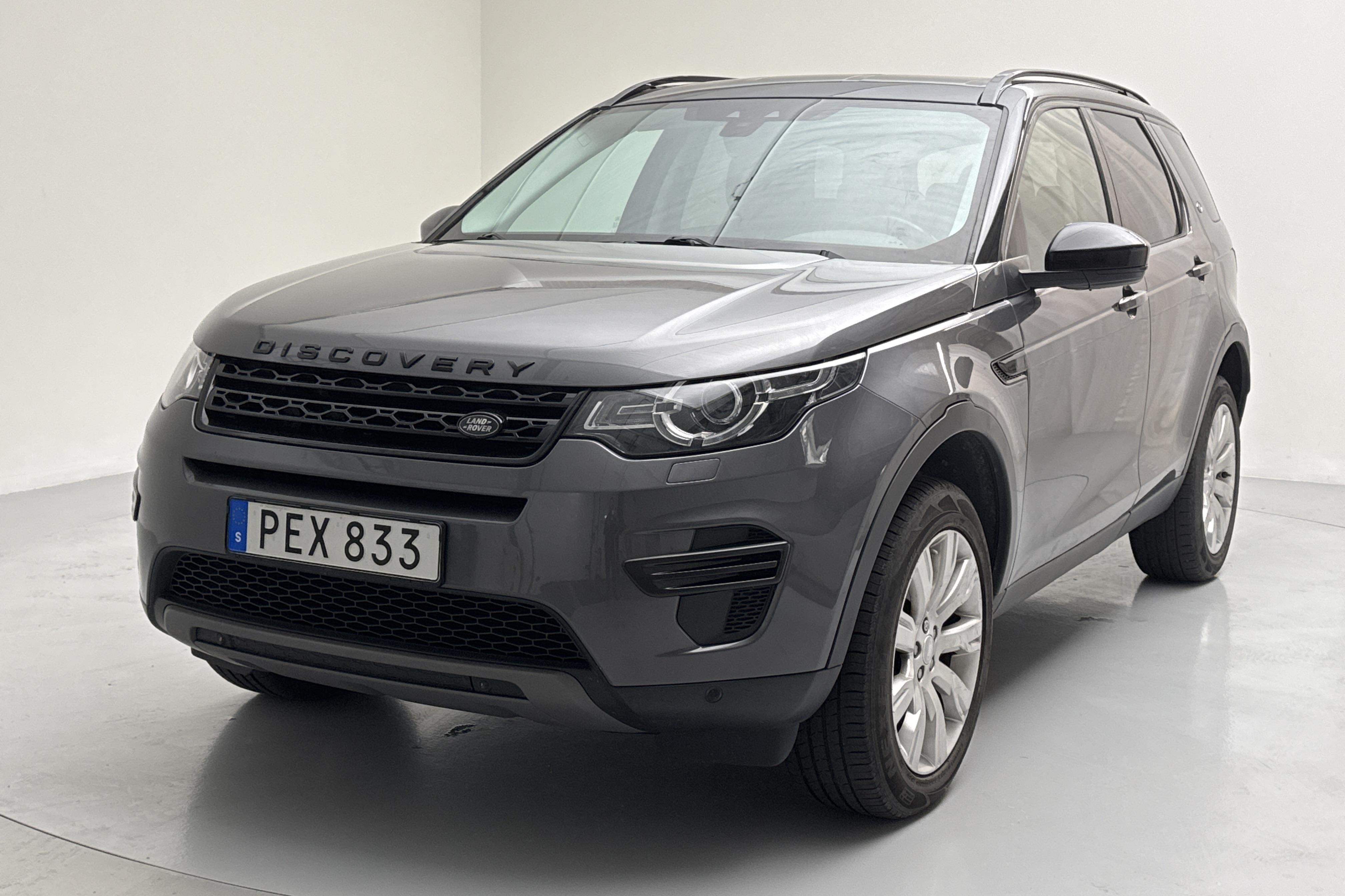 Land Rover Discovery Sport 2.0 TD4 AWD (150hk) - 13 927 mil - Automat - grå - 2017