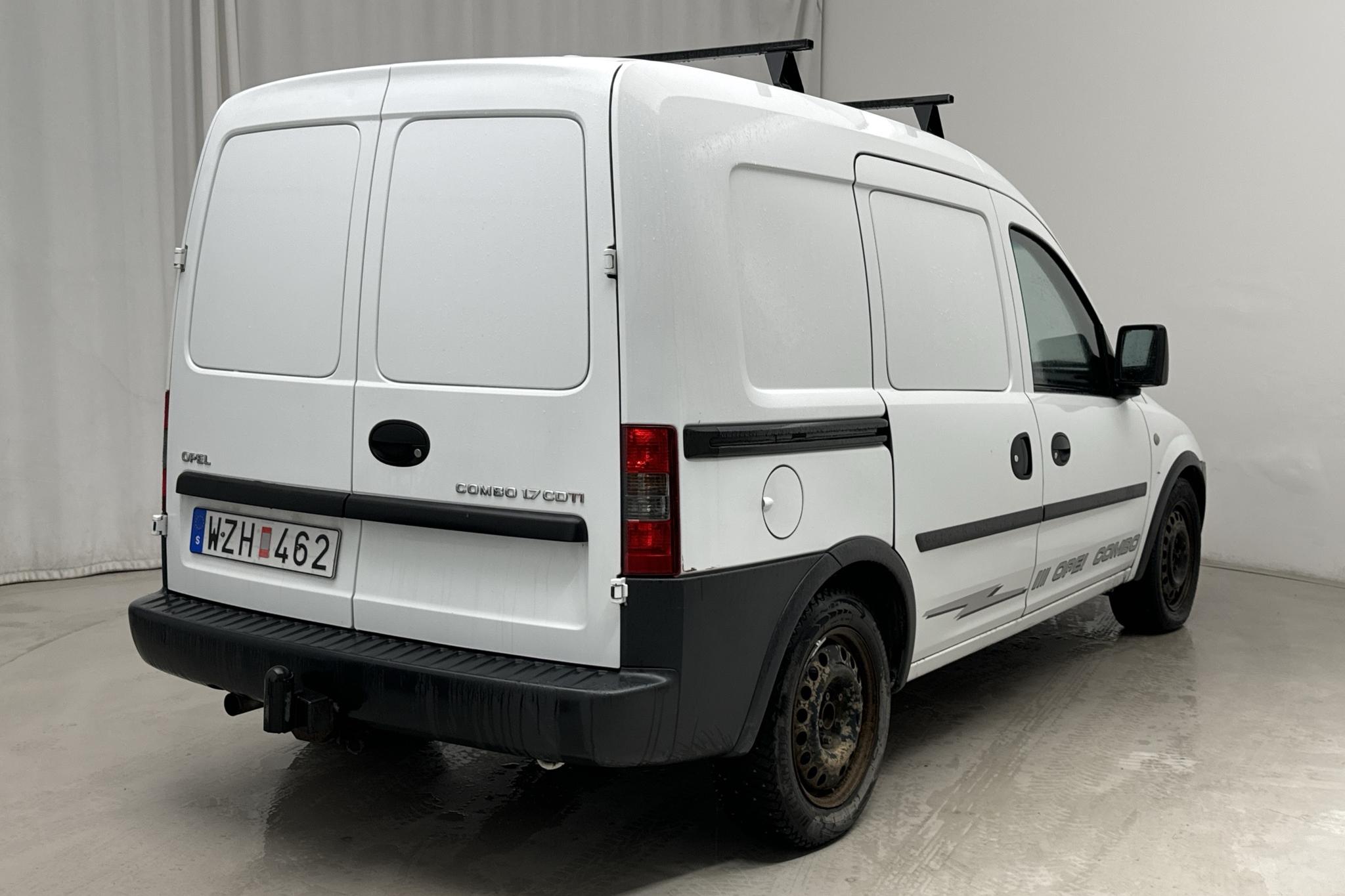 Opel Combo 1.7 CDTI Skåp (100hk) - 45 230 km - Manuaalinen - valkoinen - 2005