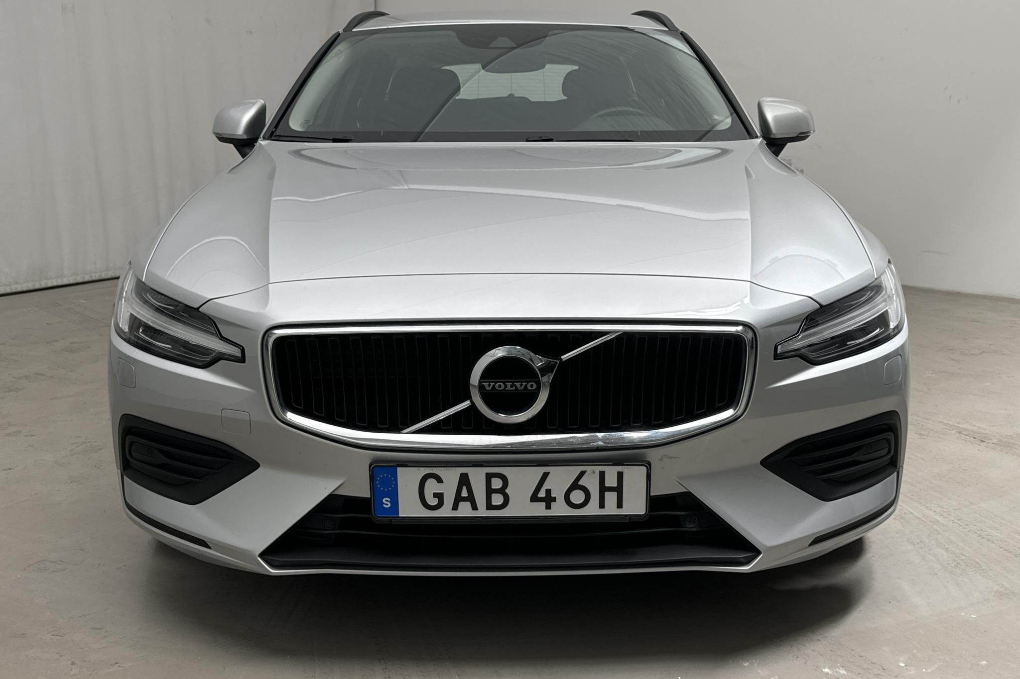 Volvo V60 D3 (150hk) - 73 450 km - Automatic - silver - 2020