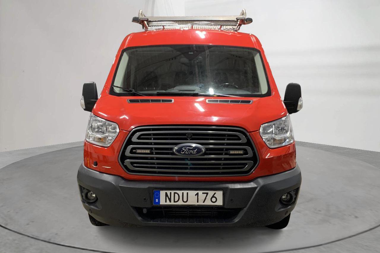 Ford Transit 350 2.2 TDCi Skåp AWD (125hk) - 12 669 mil - Manuell - röd - 2016