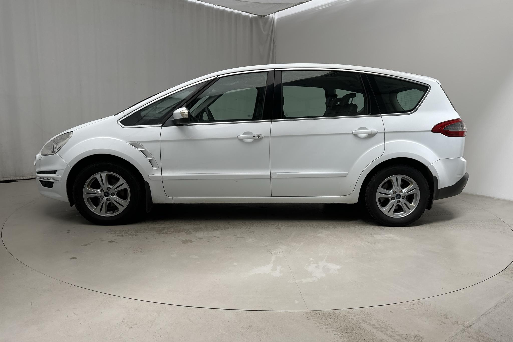 Ford S-MAX 1.6 Duratorq TDCi (115hk) - 235 110 km - Manual - white - 2013