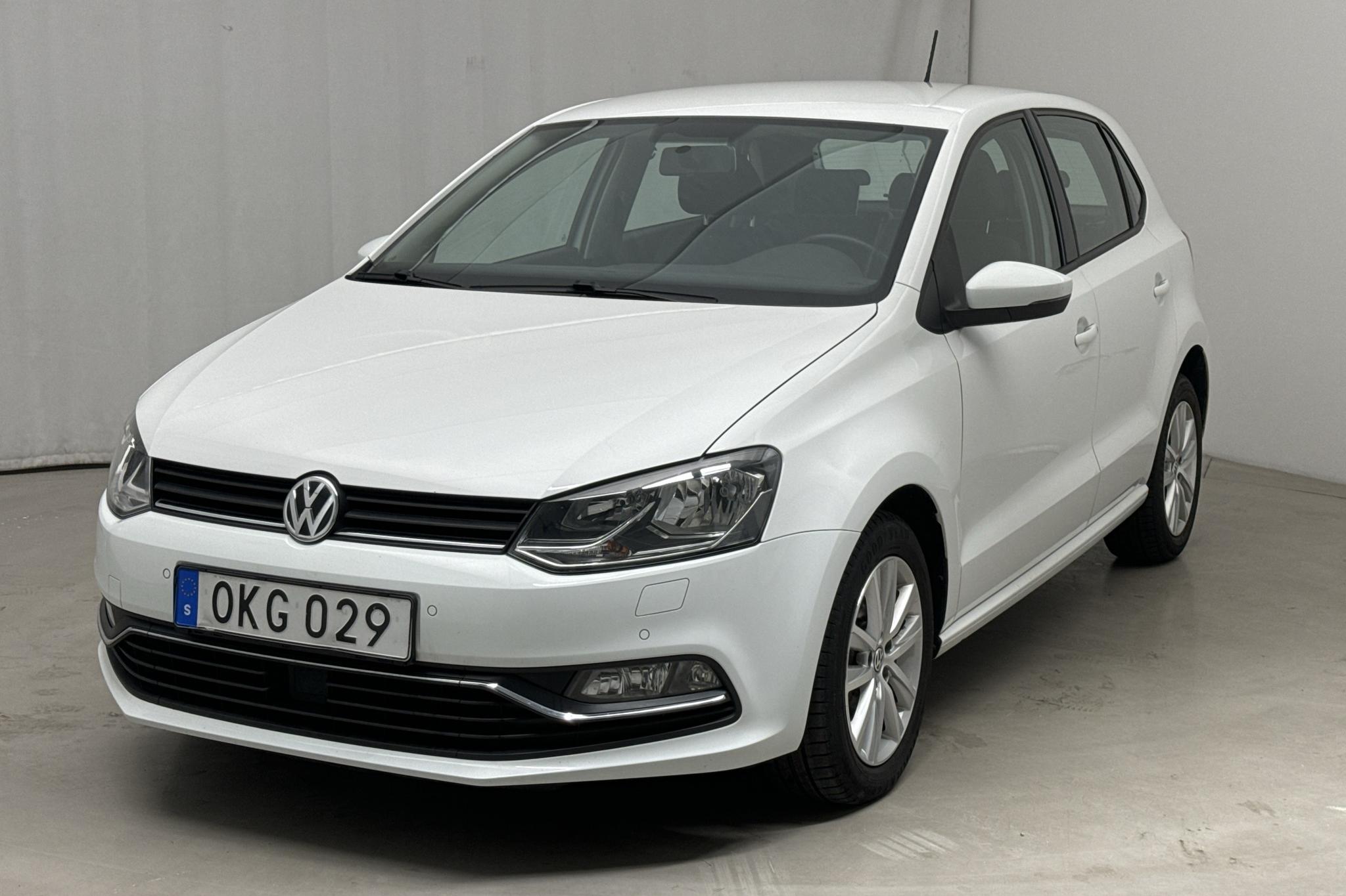 VW Polo 1.2 TSI 5dr (90hk) - 64 430 km - Automatic - white - 2017