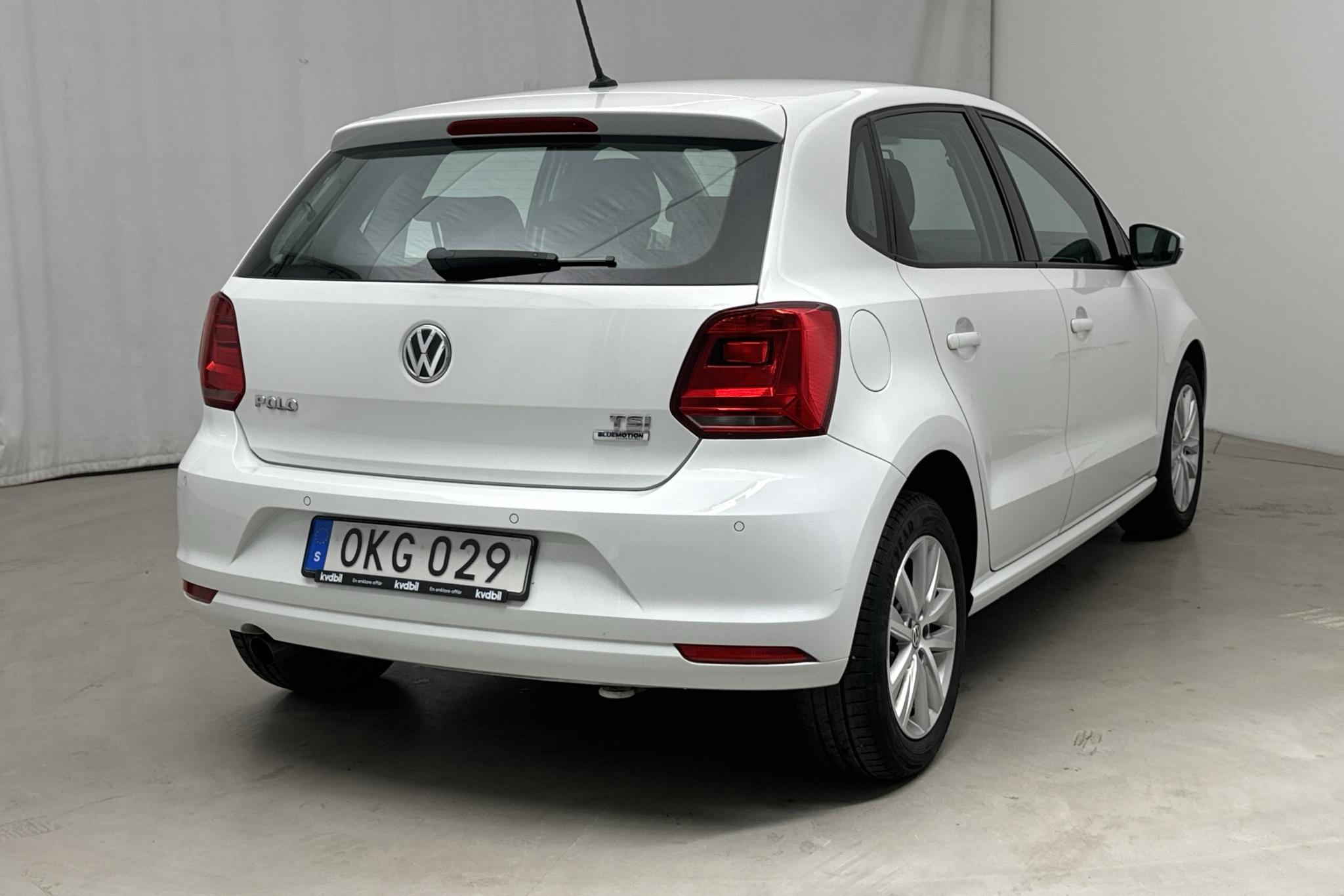 VW Polo 1.2 TSI 5dr (90hk) - 64 430 km - Automatic - white - 2017