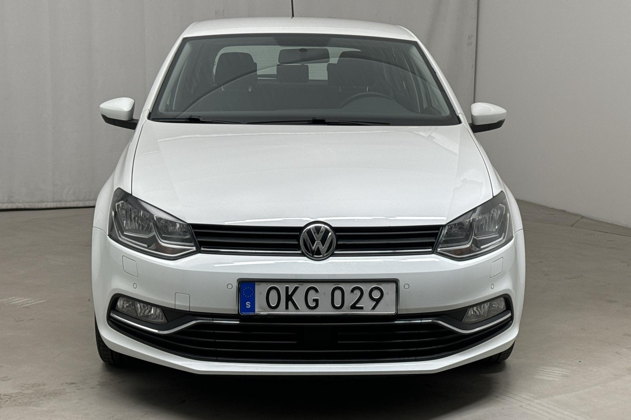 VW Polo 1.2 TSI 5dr (90hk) - 64 430 km - Automaatne - valge - 2017