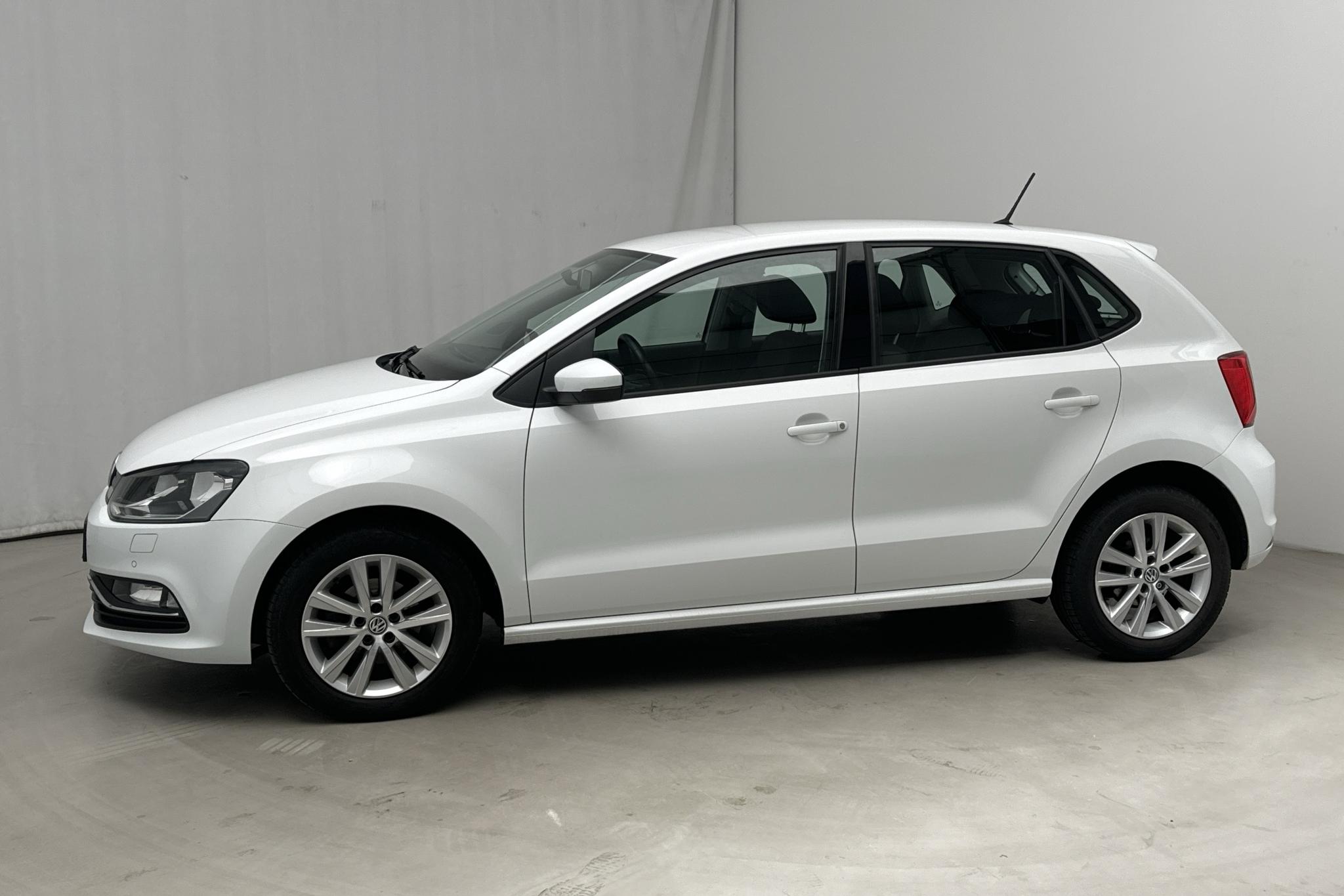 VW Polo 1.2 TSI 5dr (90hk) - 64 430 km - Automaatne - valge - 2017