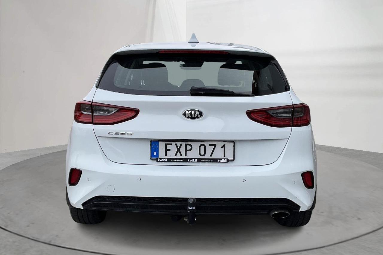 KIA Ceed 1.0 T-GDi 5dr (120hk) - 102 300 km - Manual - white - 2019