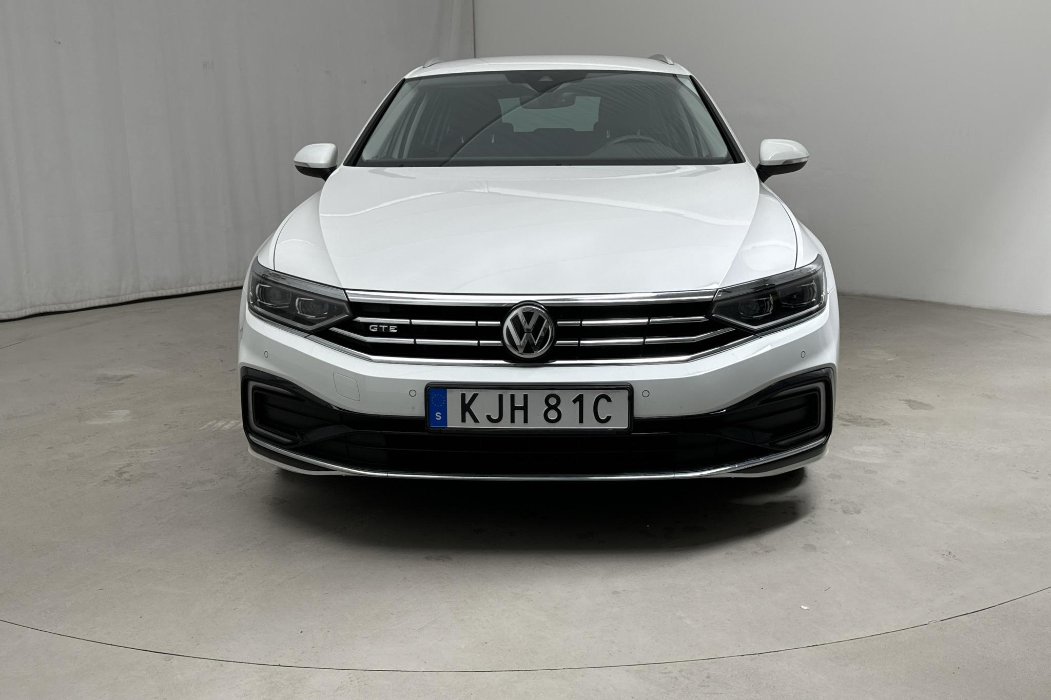 VW Passat 1.4 GTE Sportscombi (218hk) - 58 190 km - Automaatne - valge - 2020