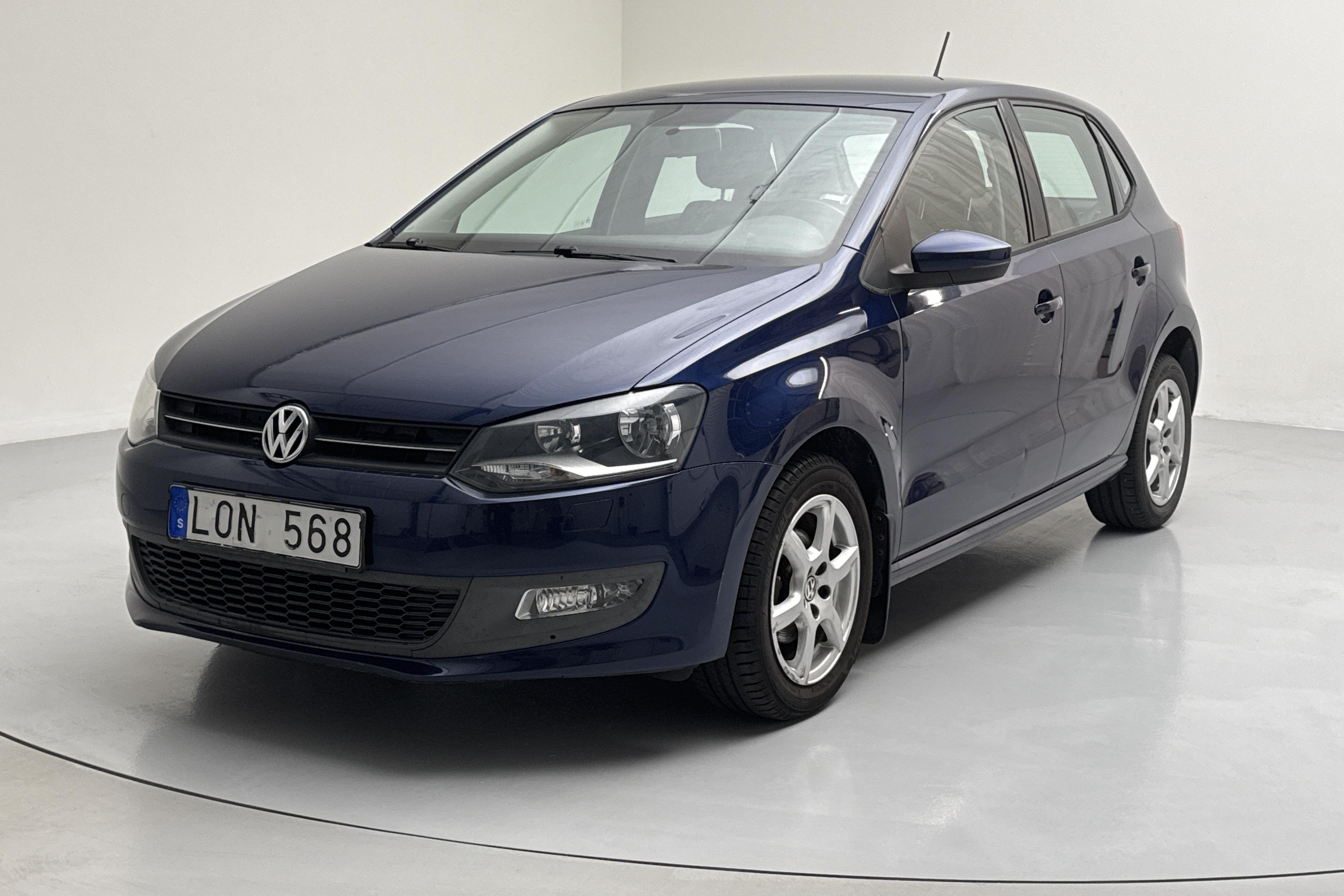 VW Polo 1.4 5dr (85hk) - 92 700 km - Manuaalinen - sininen - 2011