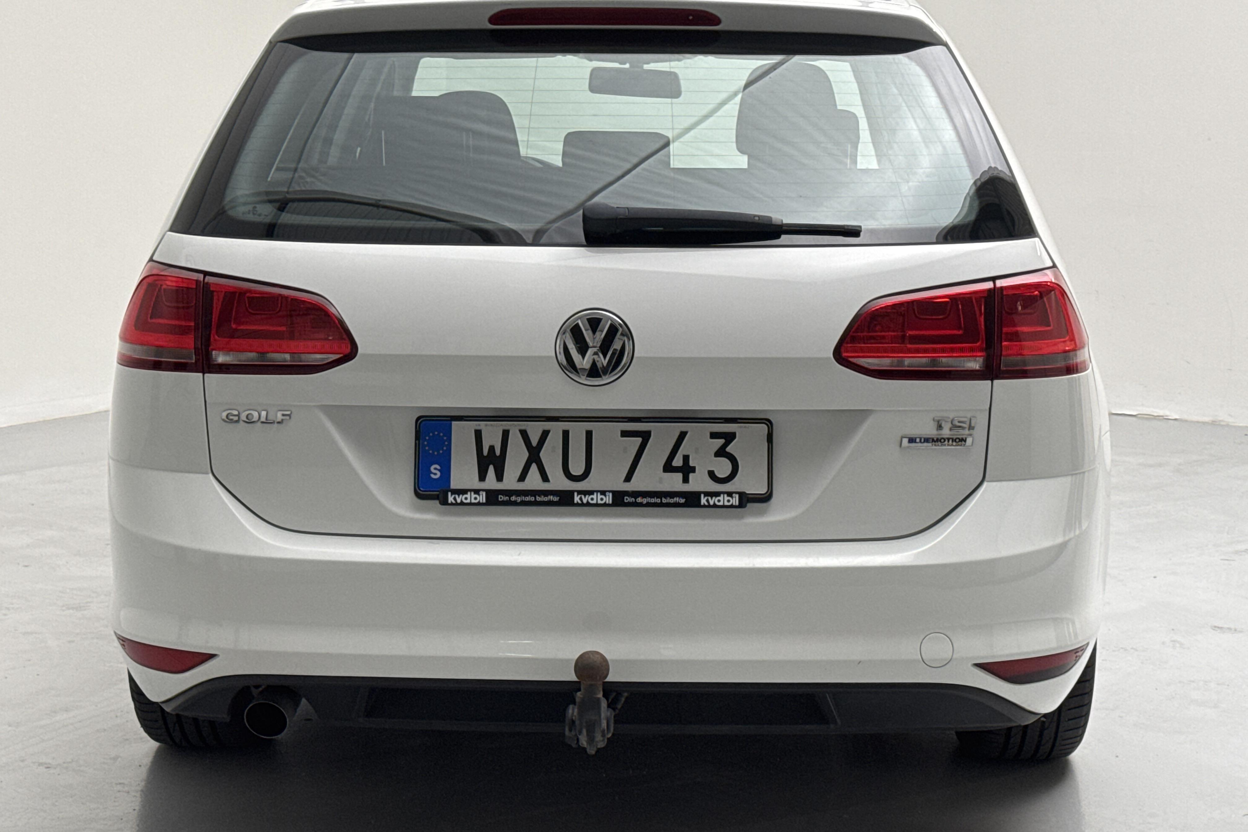 VW Golf VII 1.2 TSI Sportscombi (110hk) - 122 880 km - Käsitsi - valge - 2017