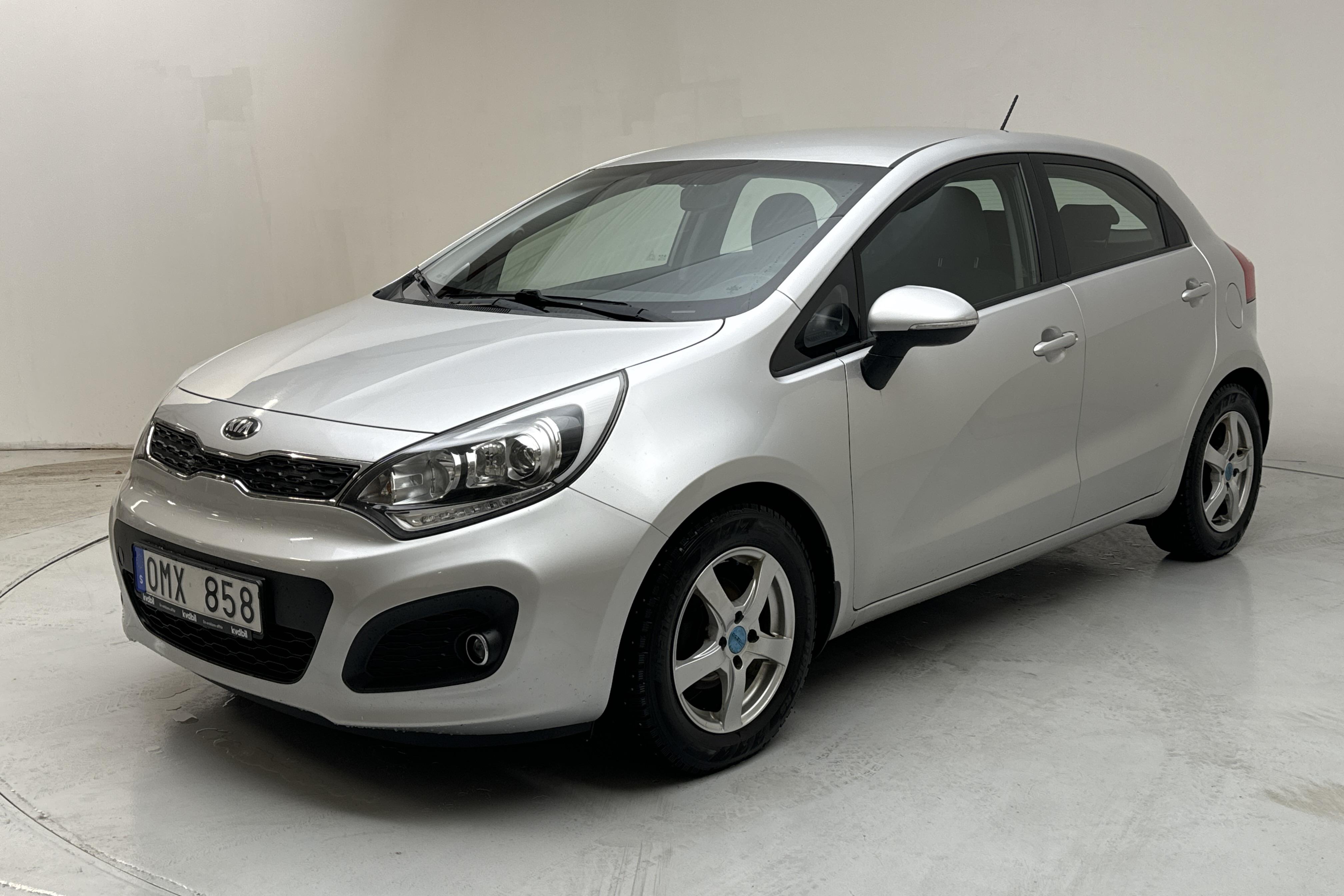 KIA Rio 1.2 (85hk) - 136 550 km - Manual - gray - 2013