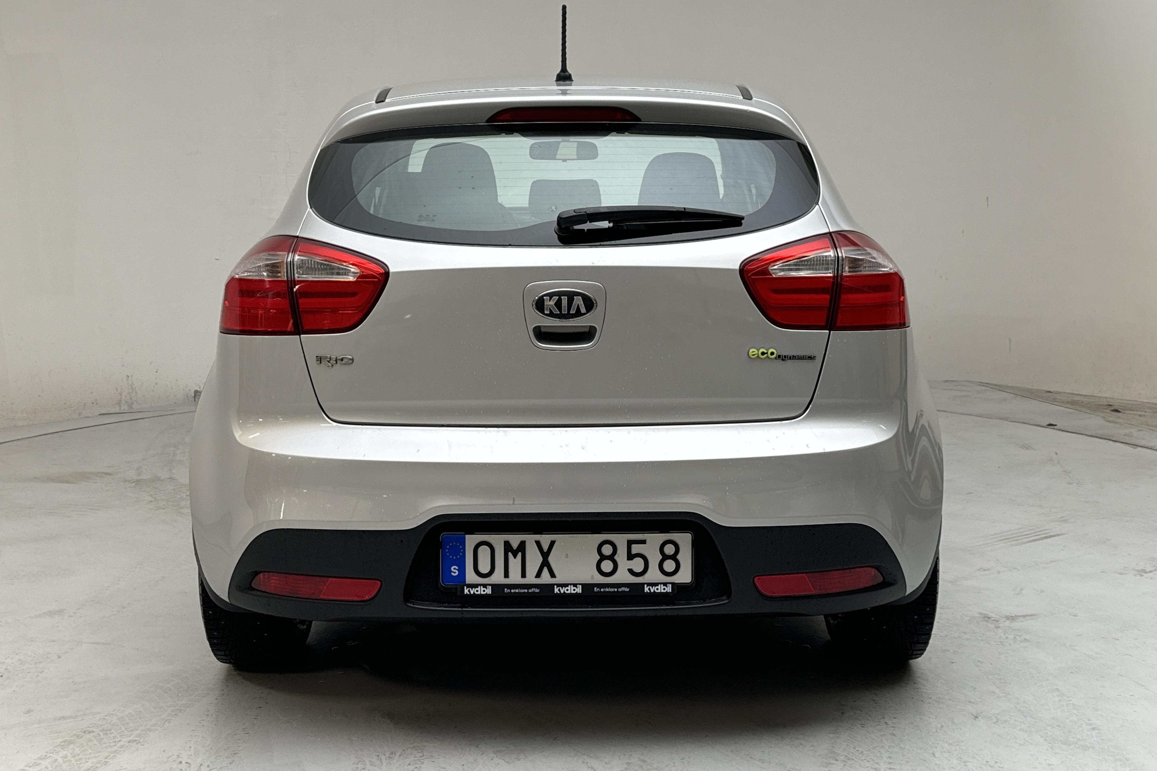 KIA Rio 1.2 (85hk) - 136 550 km - Käsitsi - hall - 2013