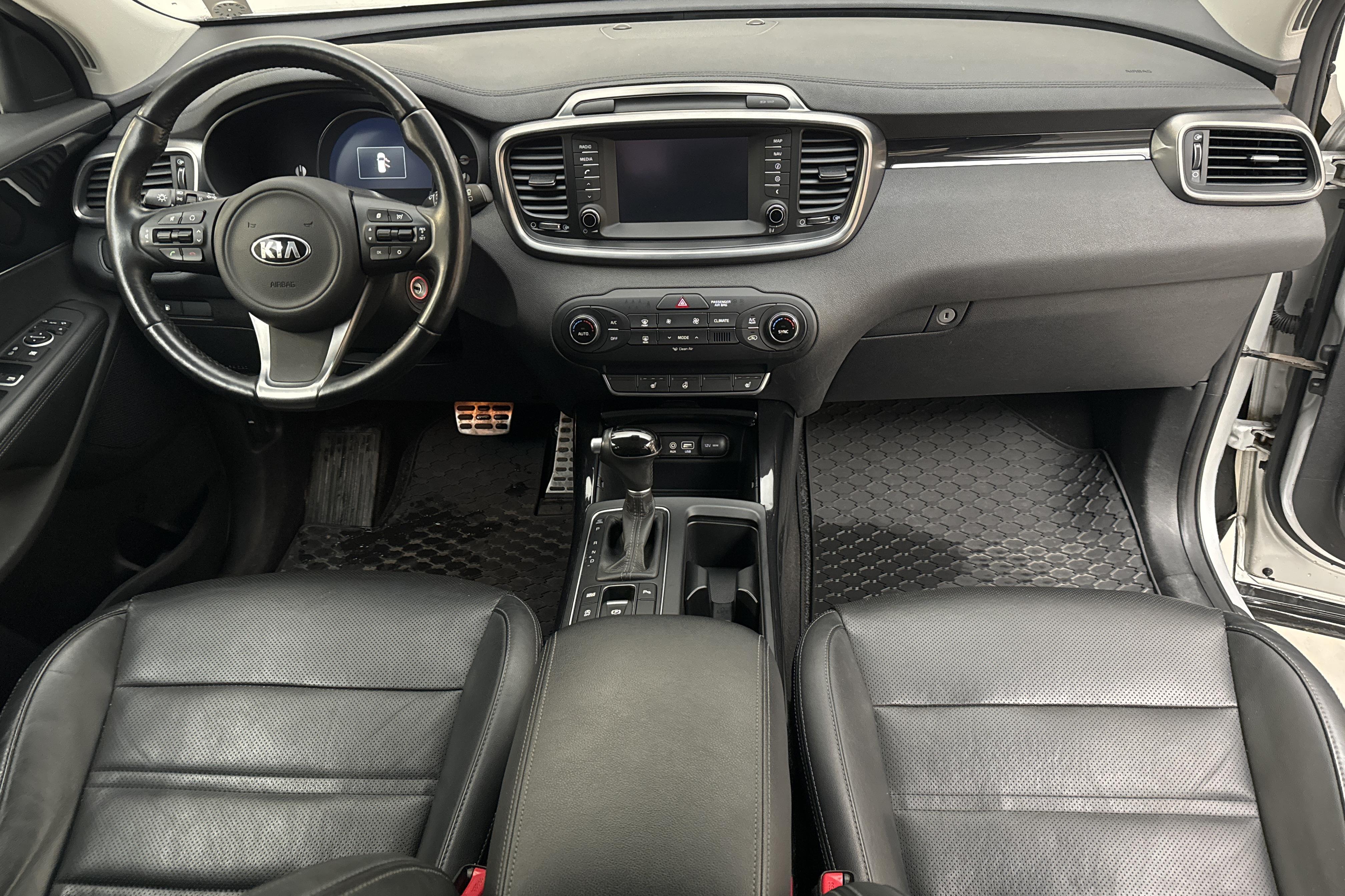 KIA Sorento 2.2 CRDi (200hk) - 96 480 km - Automatyczna - szary - 2016