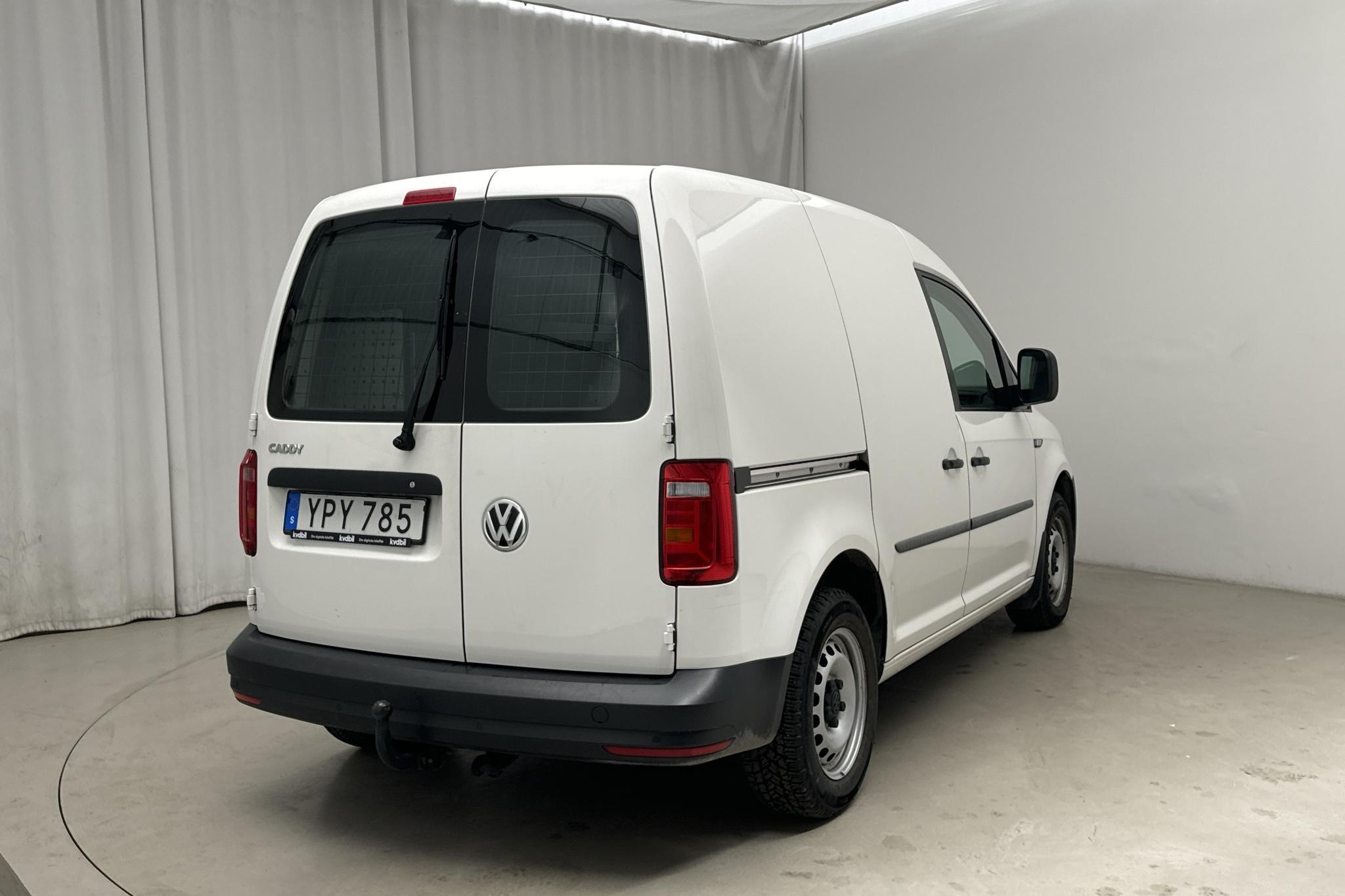 VW Caddy 2.0 TDI (102hk) - 115 420 km - Automaatne - valge - 2018