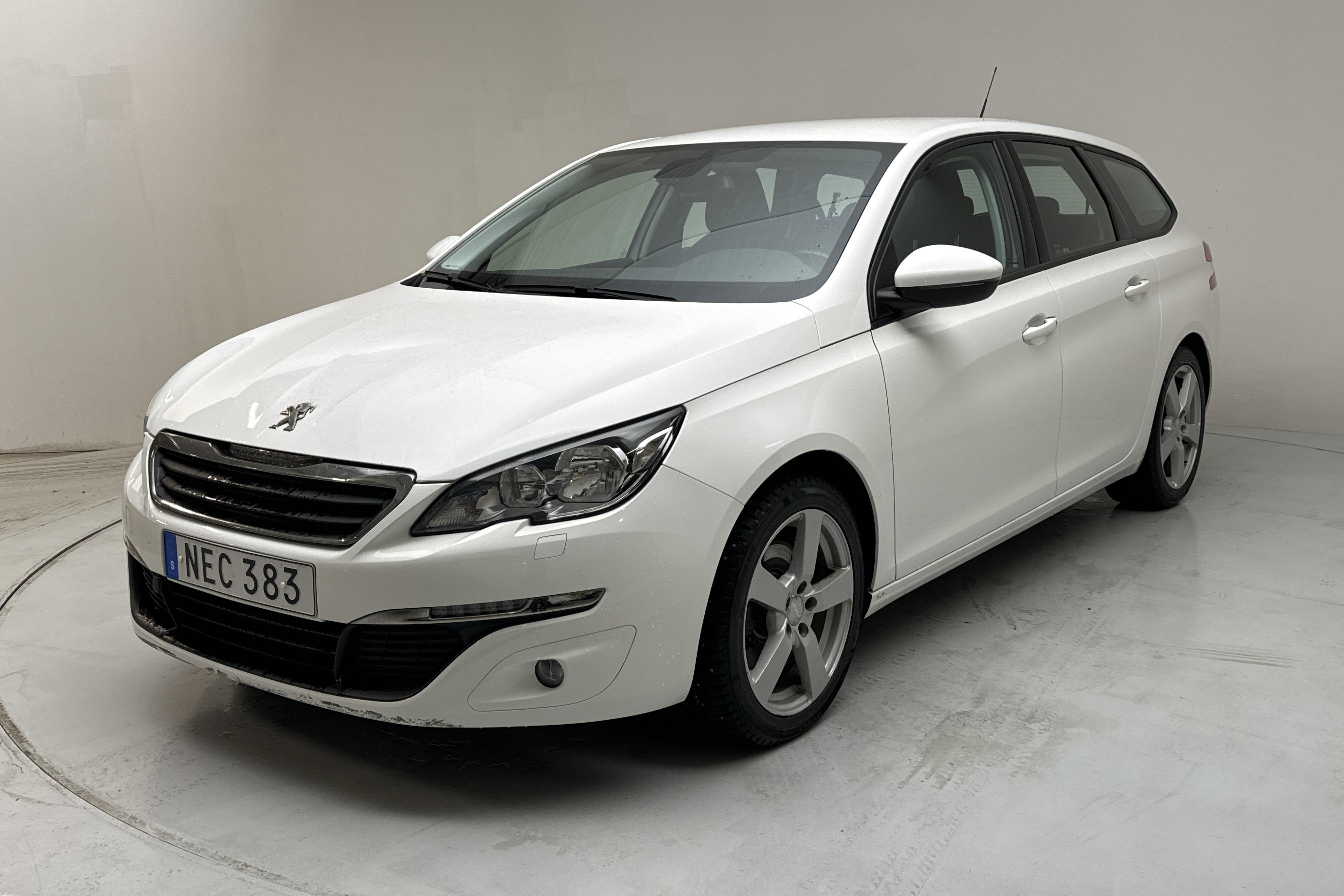 Peugeot 308 SW BlueHDi (150hk) - 3 055 mil - Manuell - vit - 2016