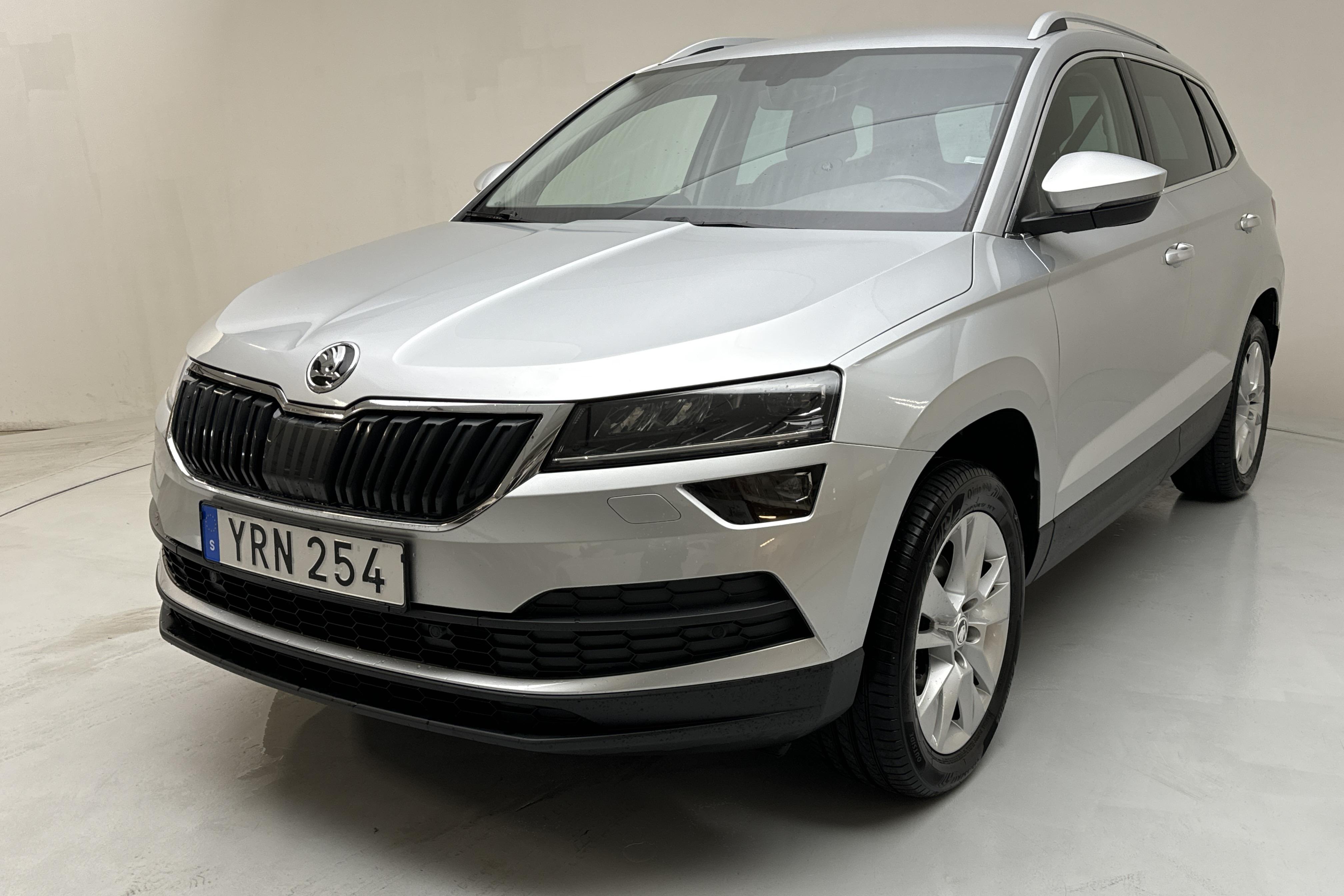 Skoda Karoq 1.5 TSI (150hk) - 78 240 km - Manualna - srebro - 2019