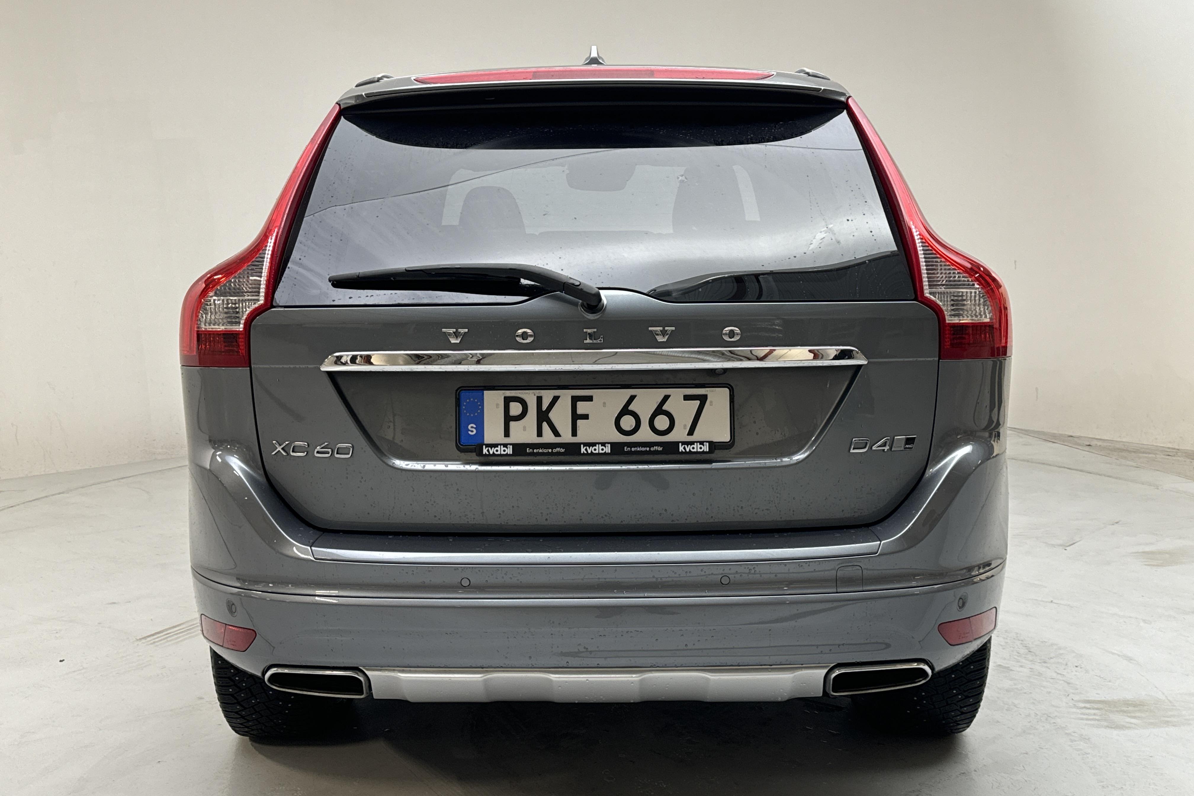 Volvo XC60 D4 AWD (190hk) - 19 122 mil - Automat - grå - 2017