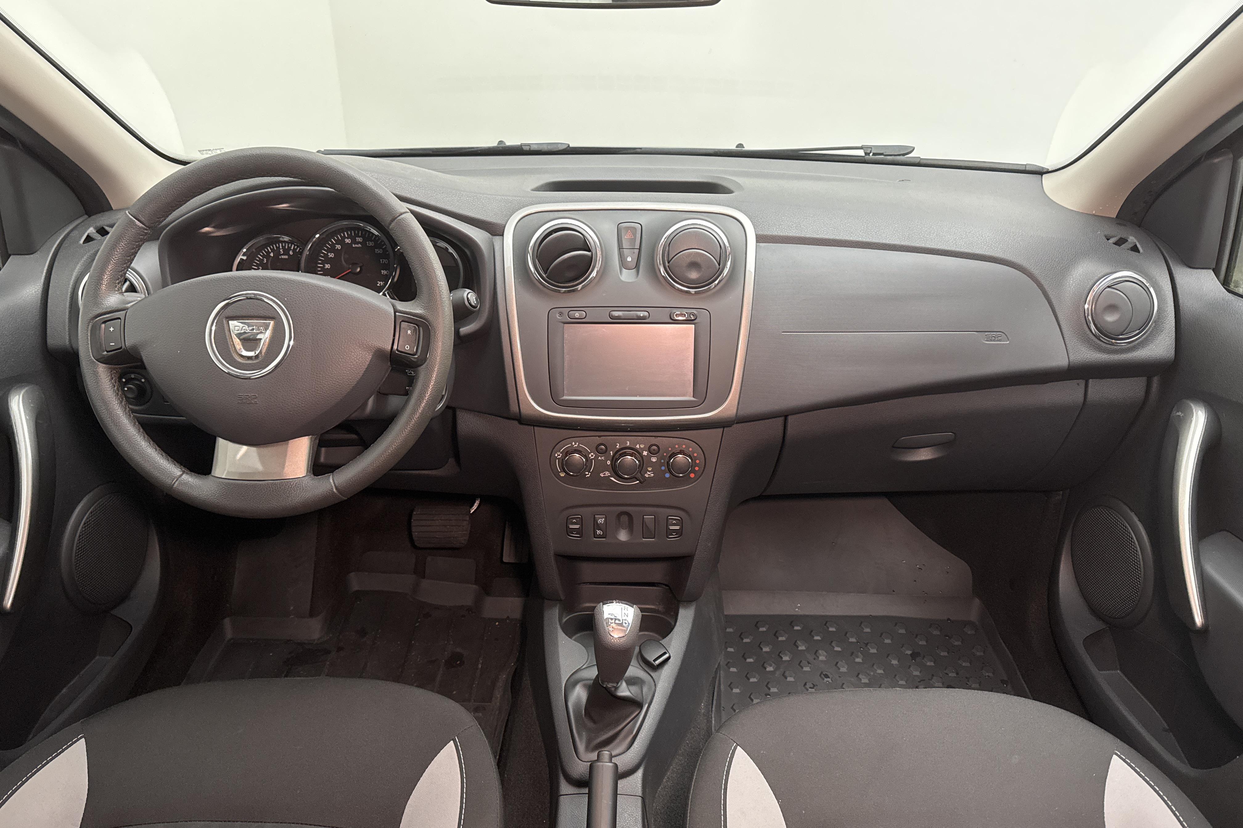 Dacia Sandero 0.9 TCe (90hk) - 41 120 km - Automaatne - Dark Grey - 2016