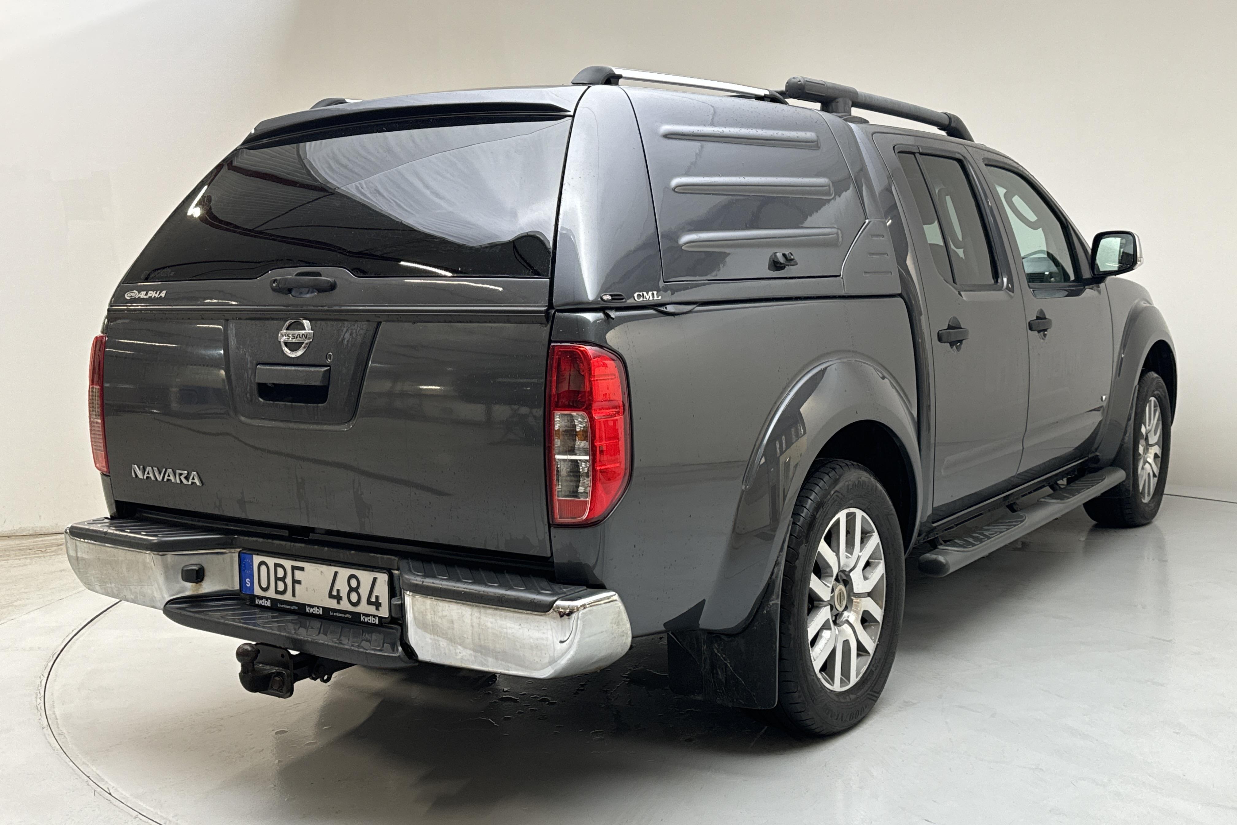 Nissan Navara 3.0 dCi V6 (231hk) - 26 728 mil - Automat - Dark Grey - 2013