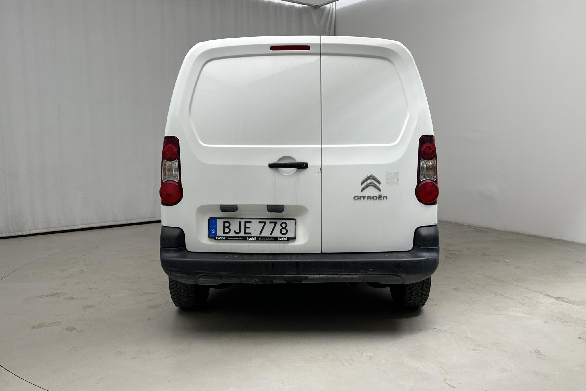 Citroen Berlingo III 1.6 HDi Skåp (75hk) - 165 870 km - Manualna - biały - 2014