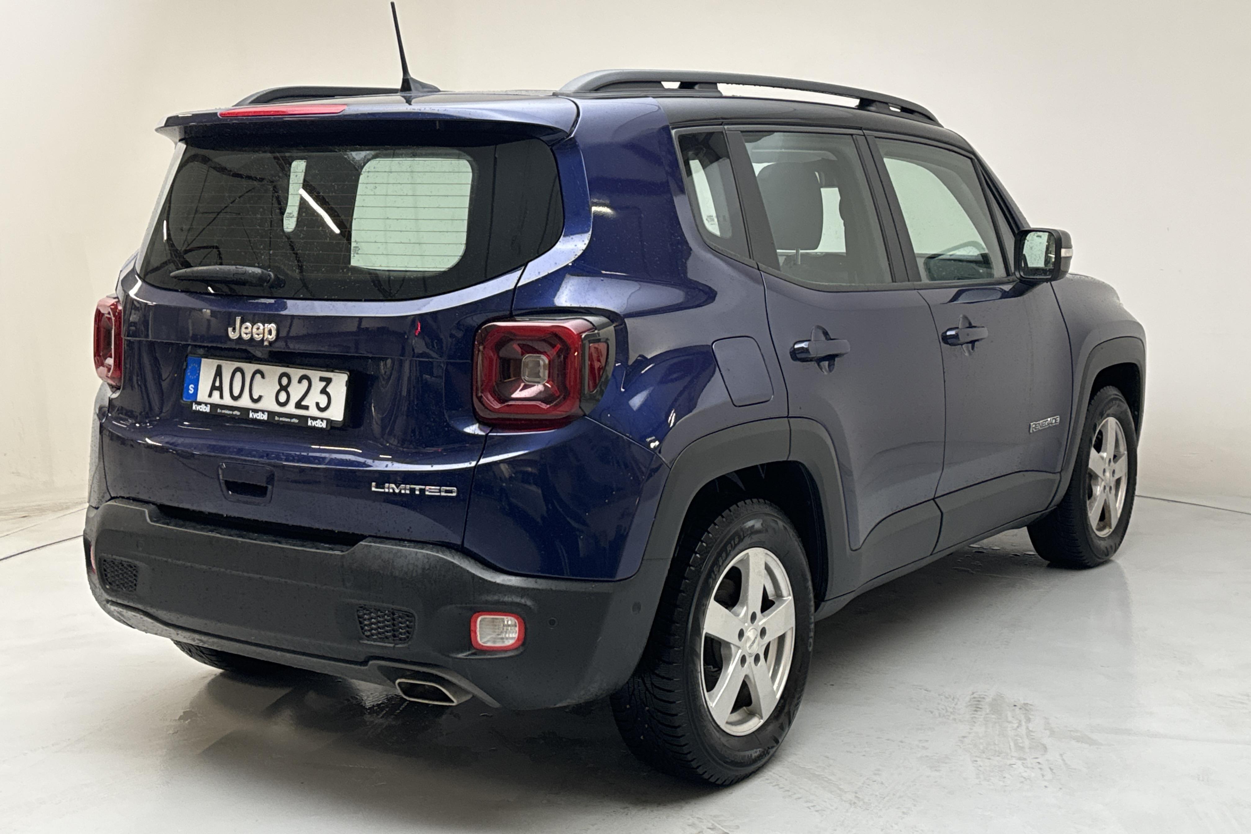 Jeep Renegade 1.0 GSE T3 2WD (120hk) - 59 530 km - Manuaalinen - sininen - 2019