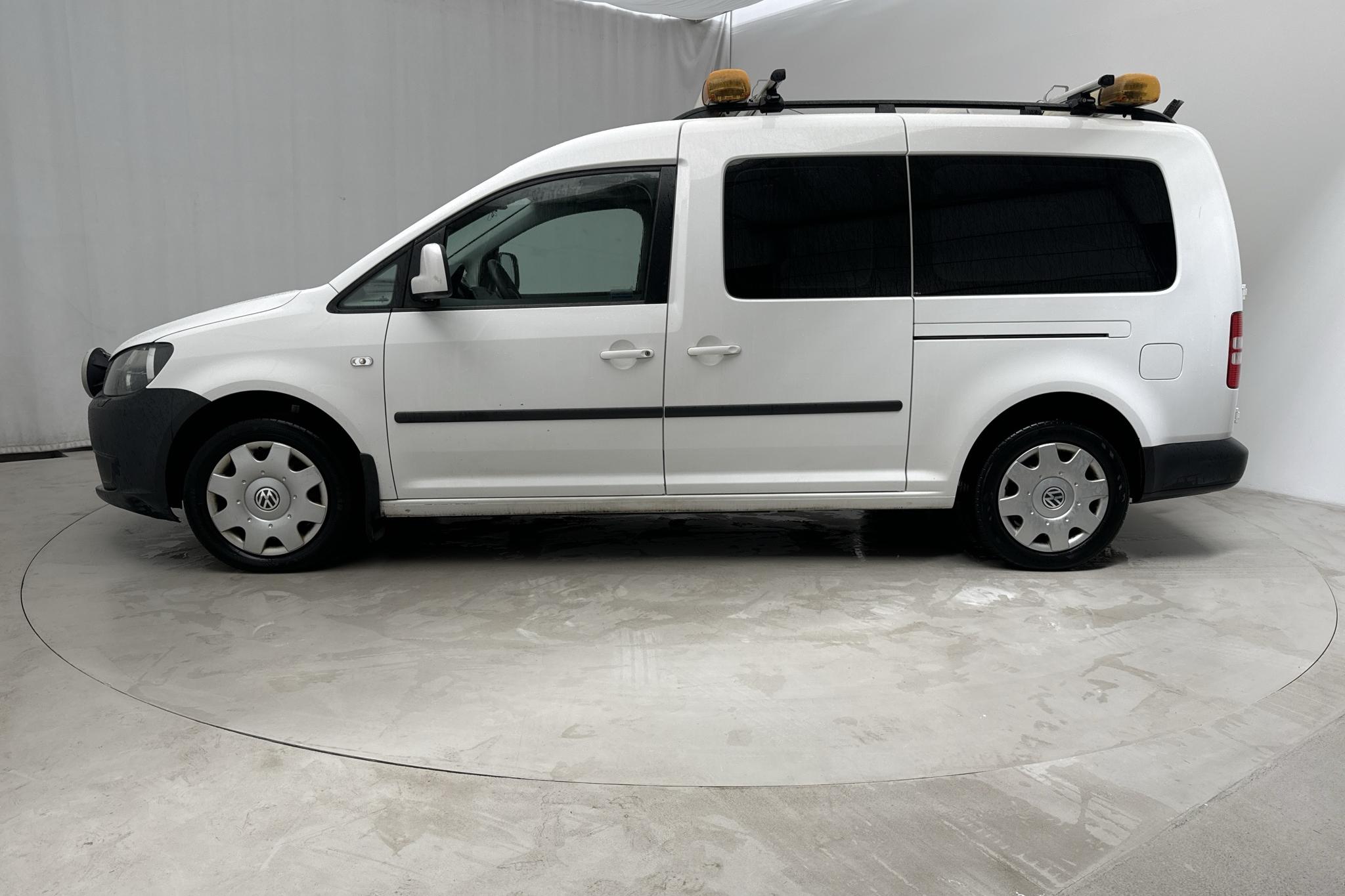 VW Caddy Life Maxi 1.6 TDI (102hk) - 256 600 km - Manuaalinen - valkoinen - 2013