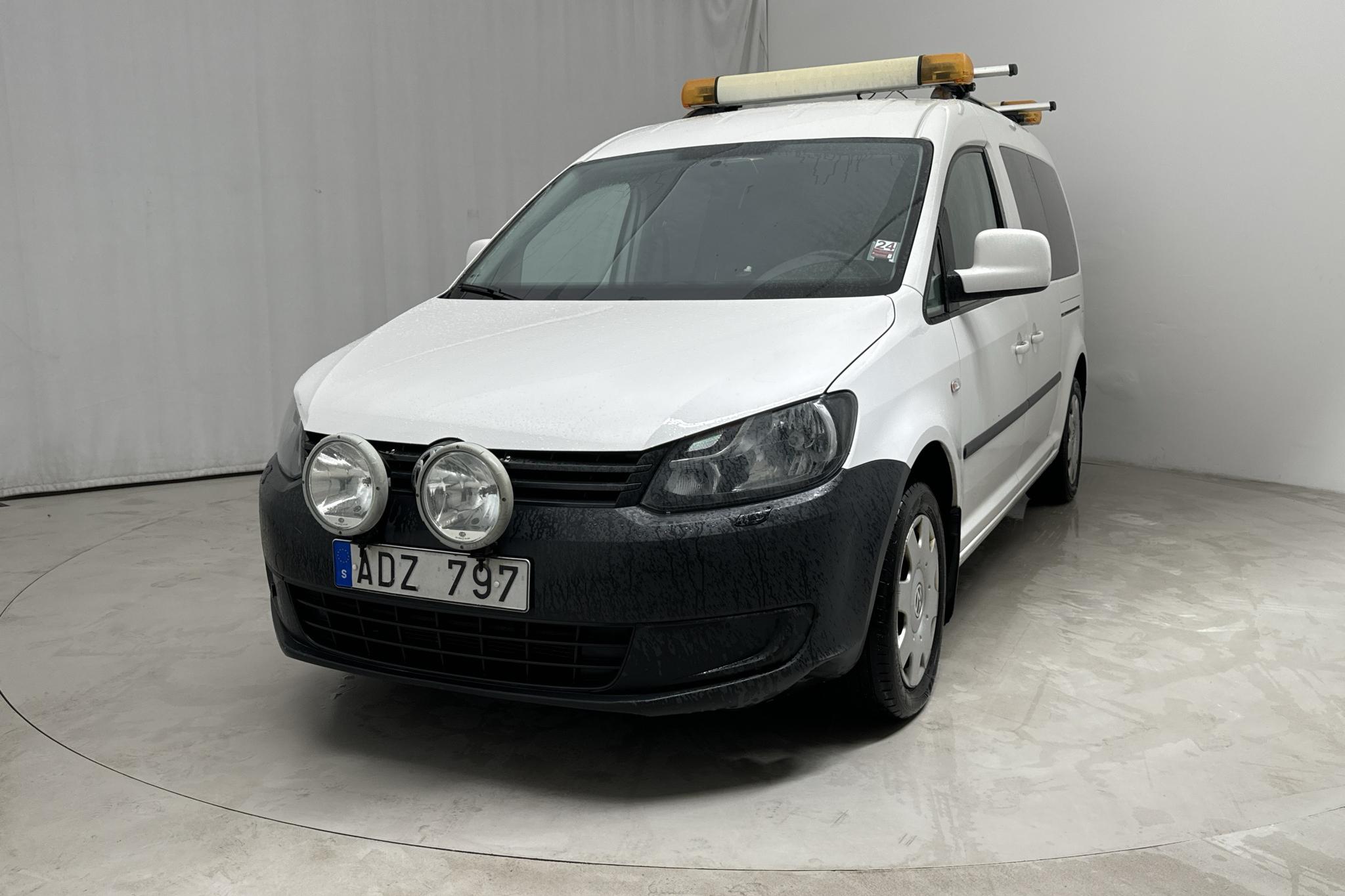 VW Caddy Life Maxi 1.6 TDI (102hk) - 256 600 km - Manuaalinen - valkoinen - 2013