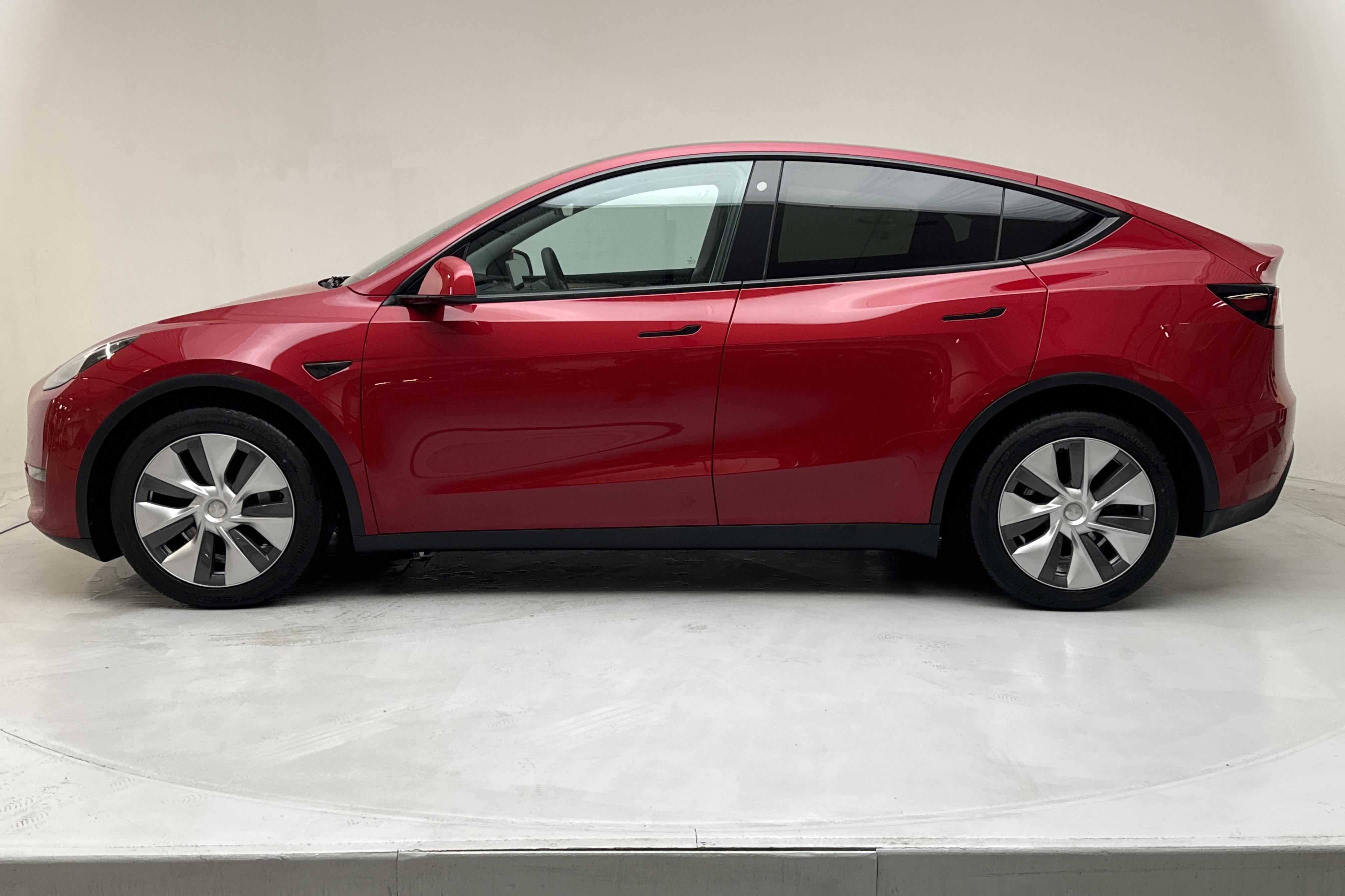 Tesla Model Y Long Range Dual Motor AWD - 70 610 km - Automatyczna - czerwony - 2022