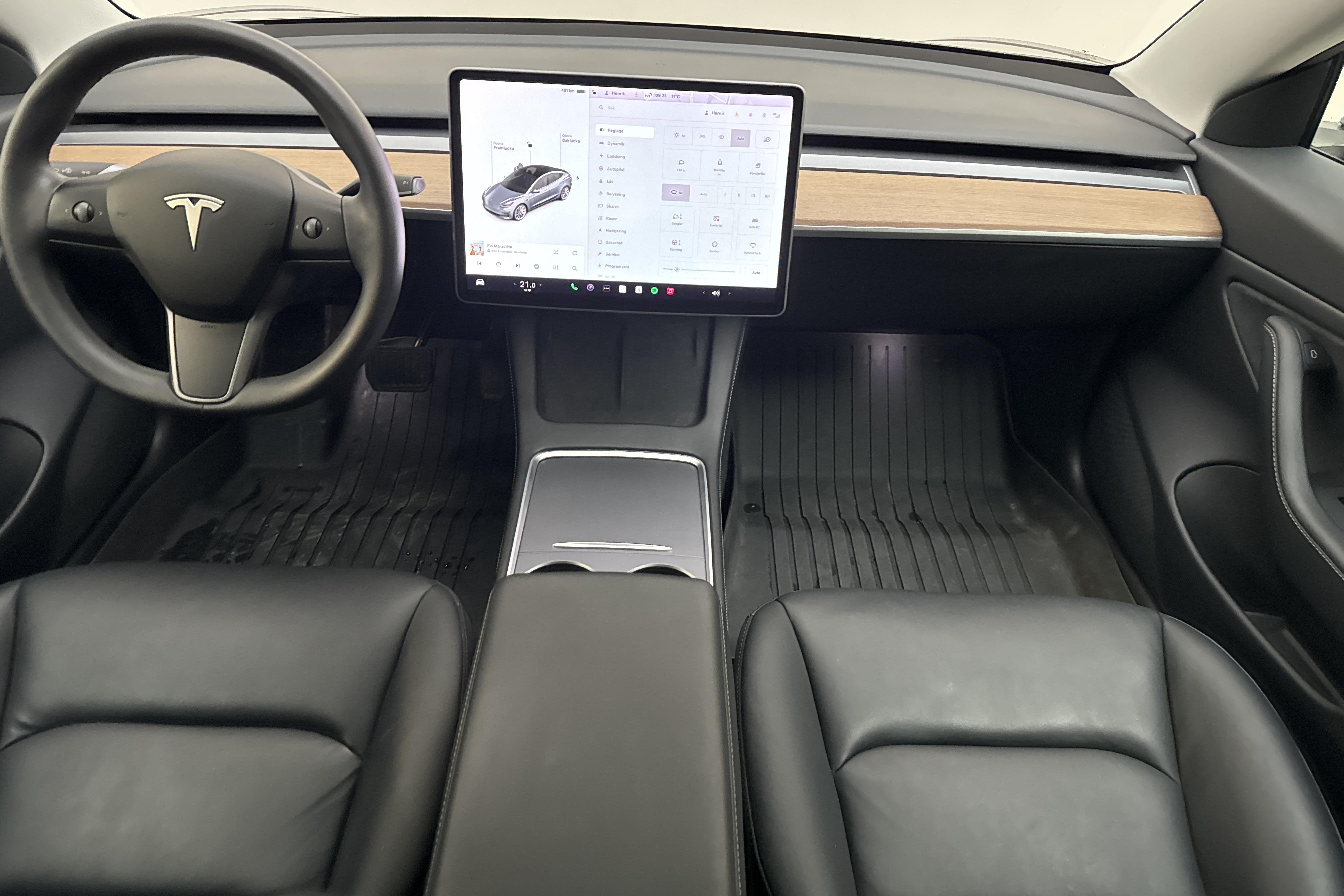 Tesla Model 3 Long Range Dual Motor AWD - 69 110 km - Automatic - gray - 2021