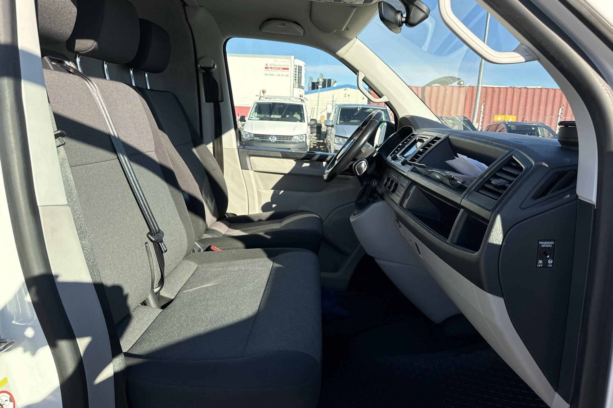 VW Transporter T6 2.0 TSI Skåp (204hk) - 164 640 km - Automaattinen - valkoinen - 2018