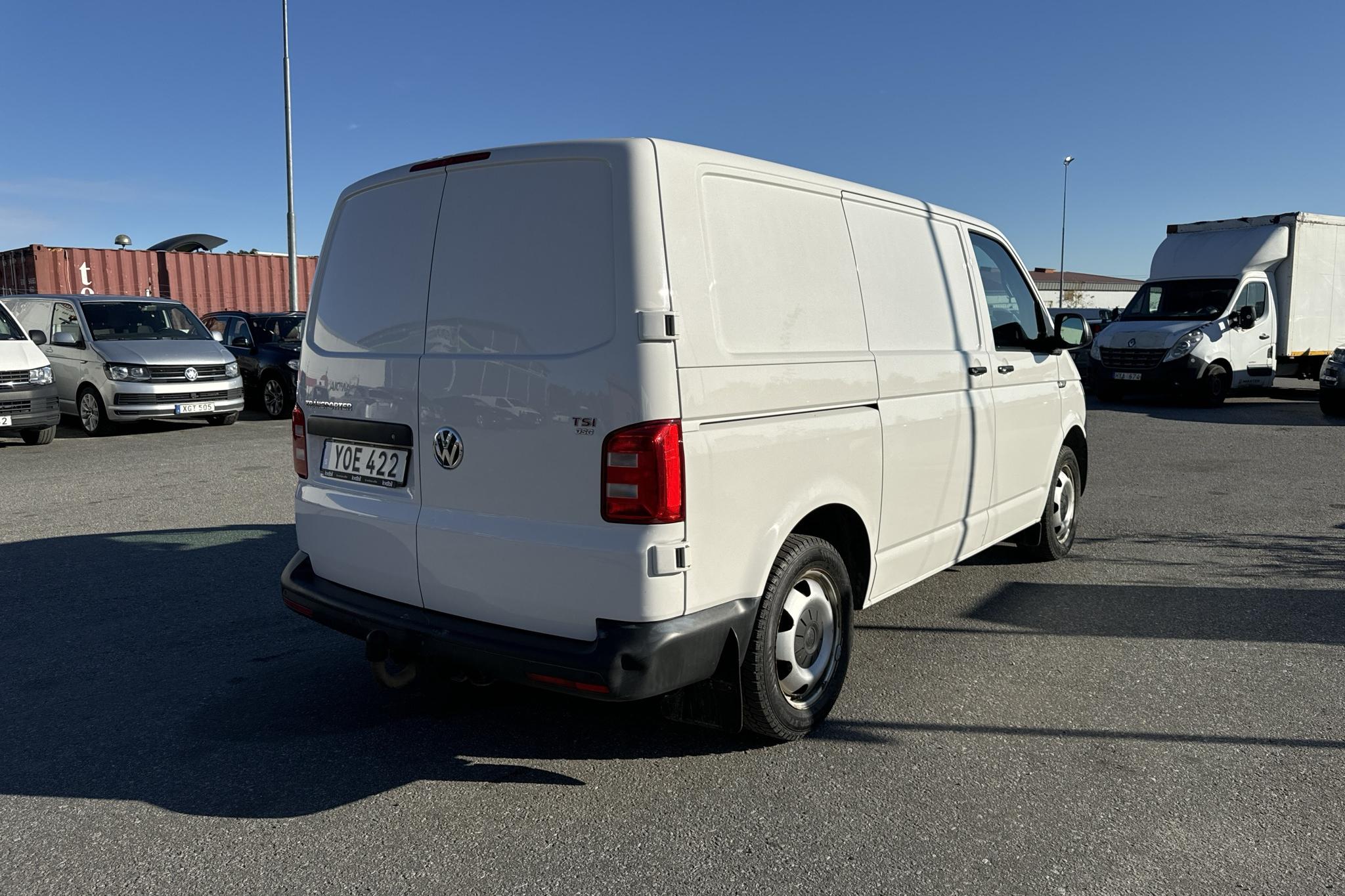 VW Transporter T6 2.0 TSI Skåp (204hk) - 164 640 km - Automaattinen - valkoinen - 2018