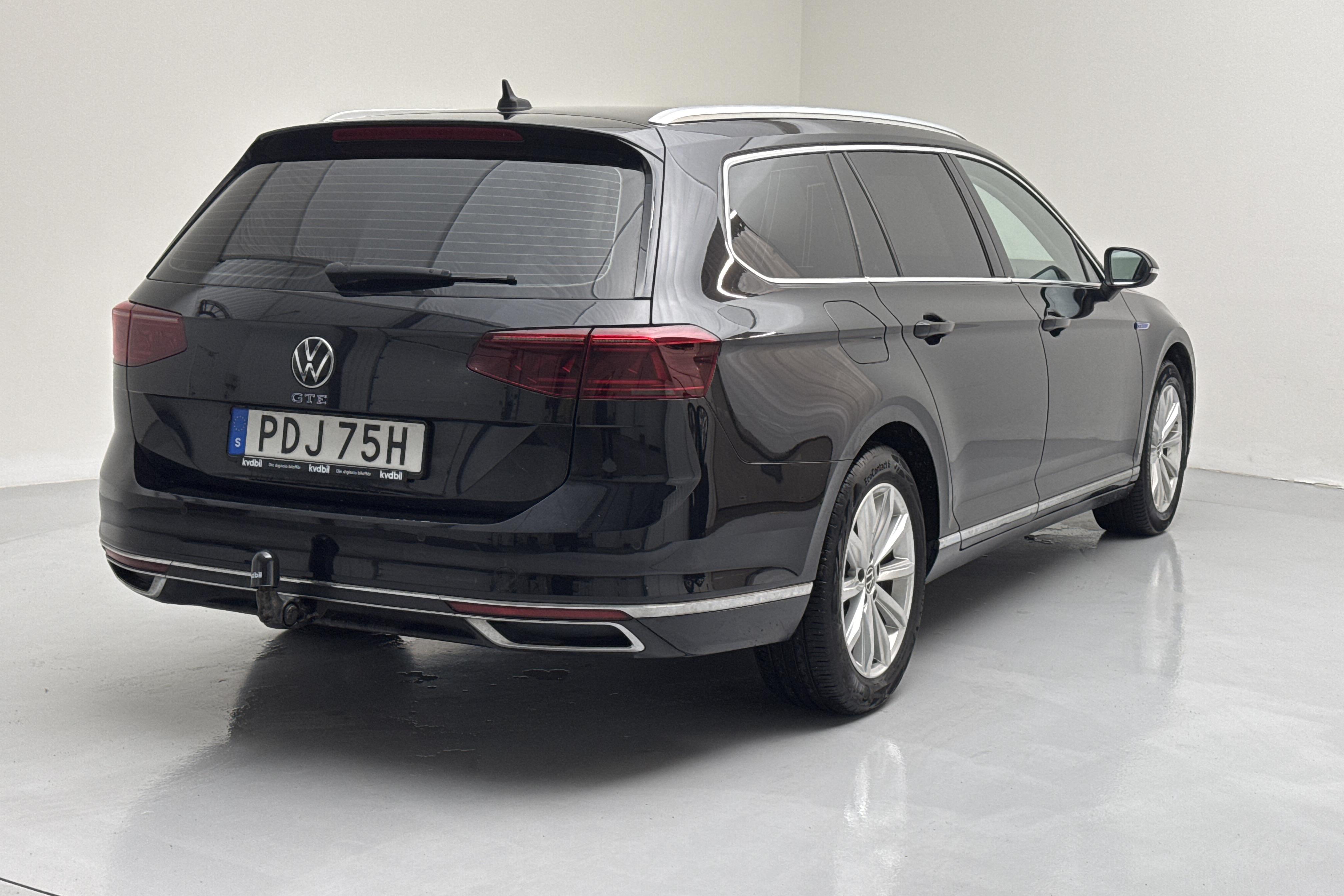 VW Passat 1.4 GTE Sportscombi (218hk) - 113 330 km - Automatic - black - 2021