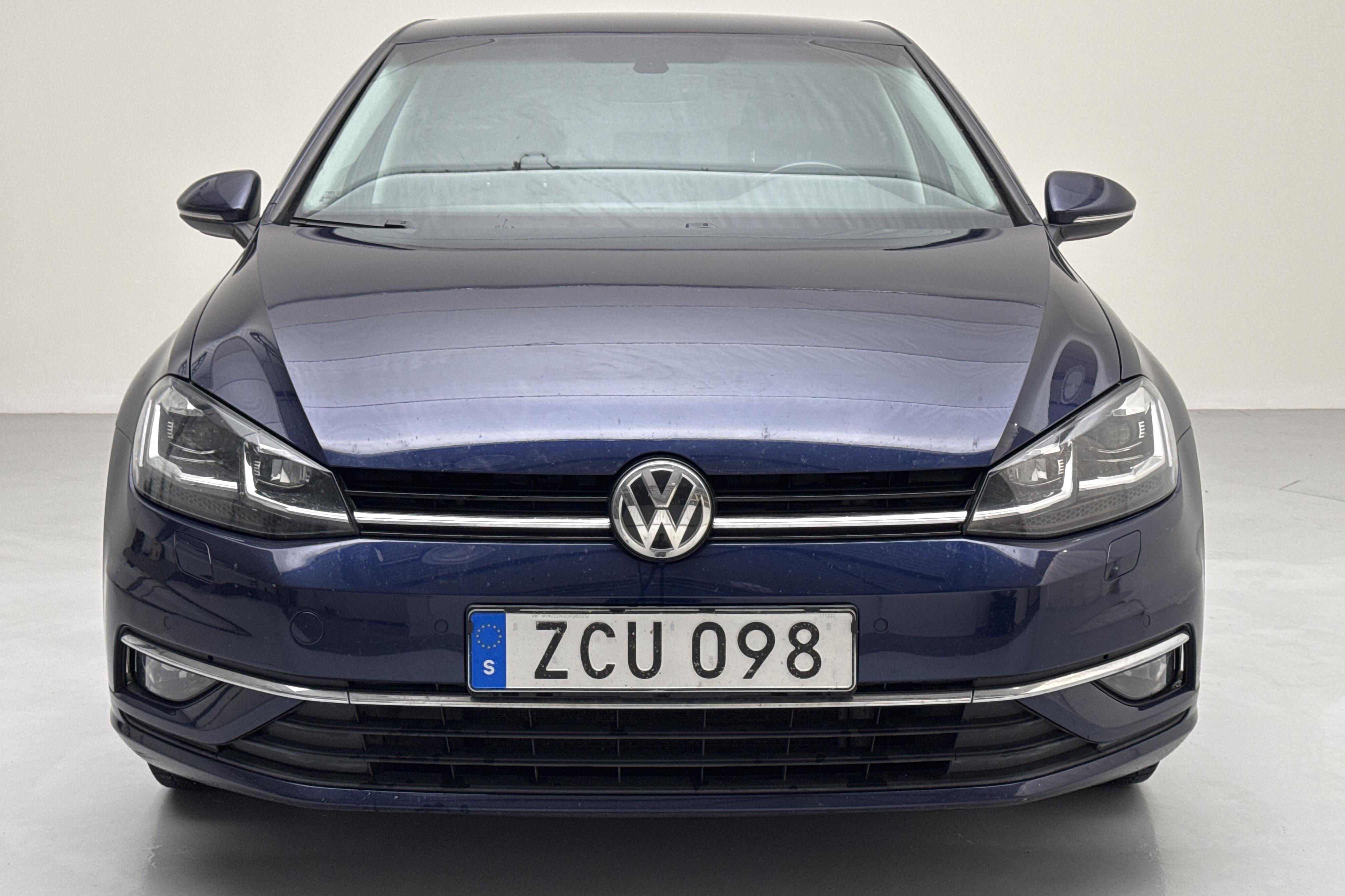 VW Golf VII 1.0 TSI 5dr (110hk) - 109 490 km - Automatyczna - Dark Blue - 2018