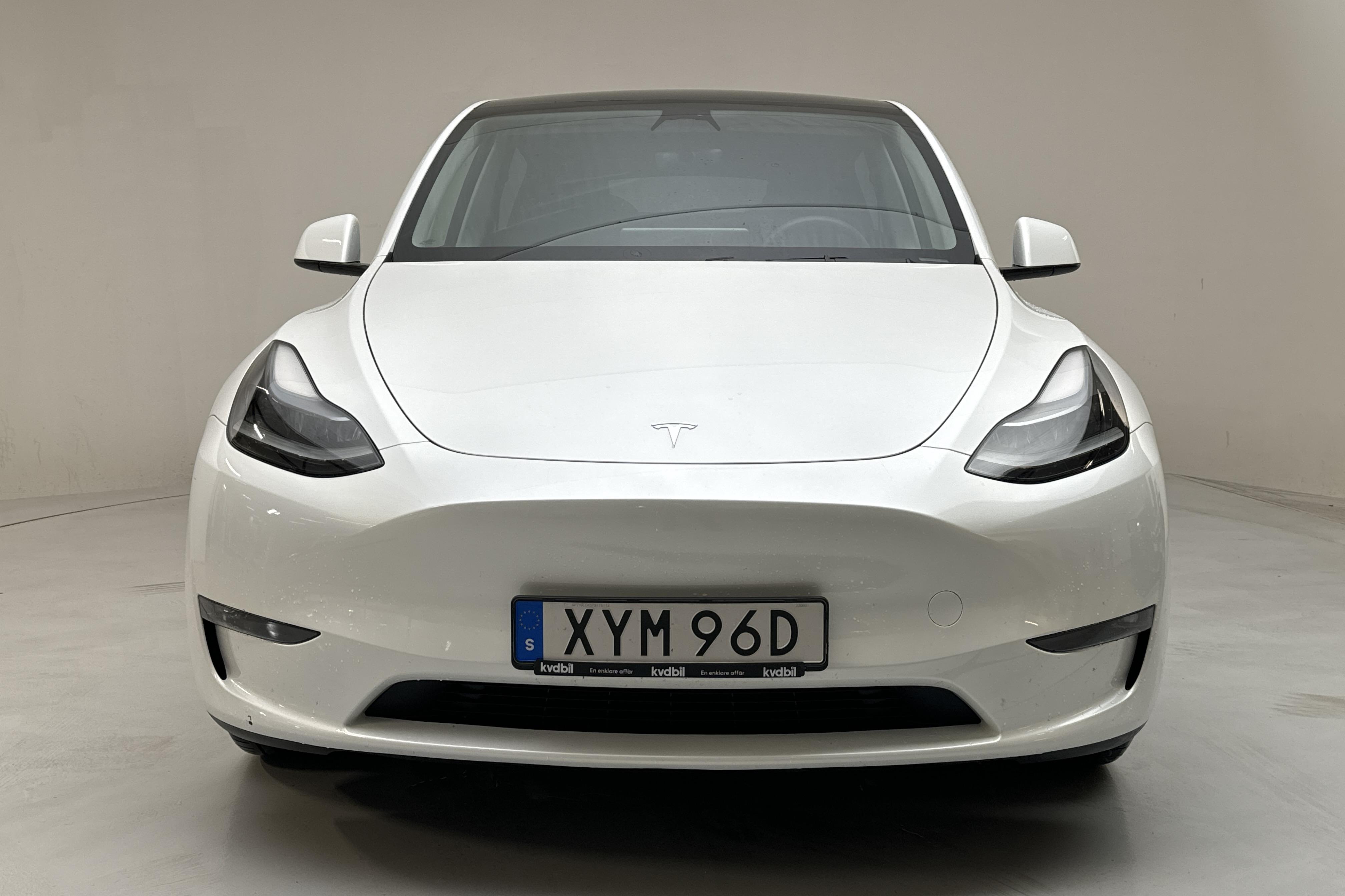 Tesla Model Y Long Range Dual Motor AWD - 23 420 km - Automatic - white - 2023