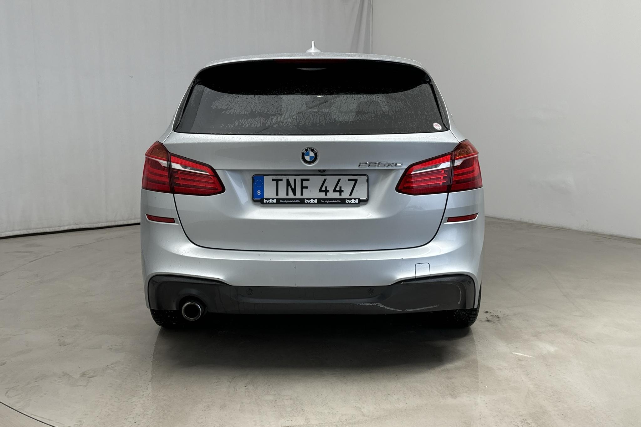 BMW 225xe Active Tourer LCI, F45 (224hk) - 9 906 mil - Automat - silver - 2019