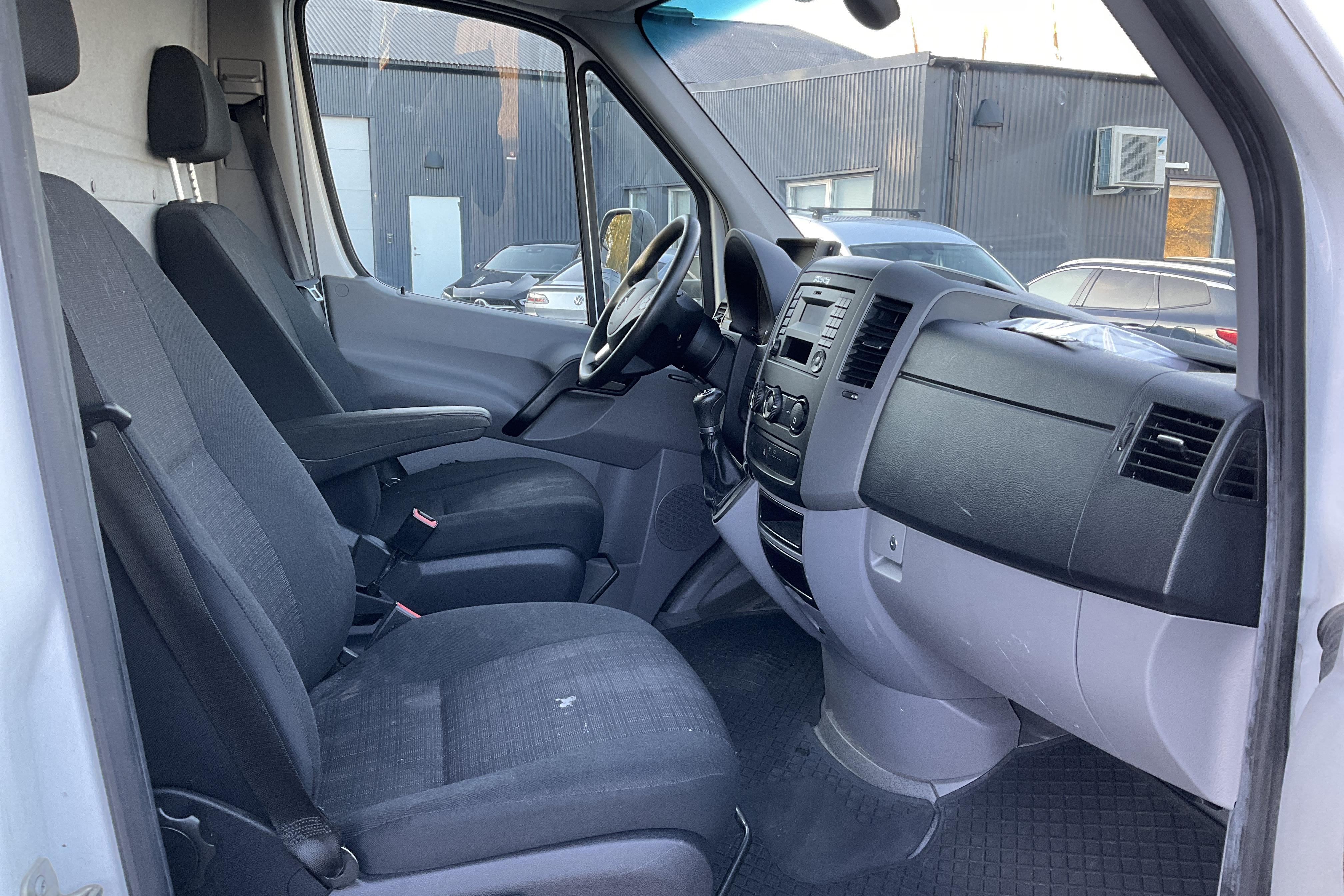 Mercedes Sprinter 314 CDI Volymskåp (143hk) - 199 650 km - Automatic - white - 2017